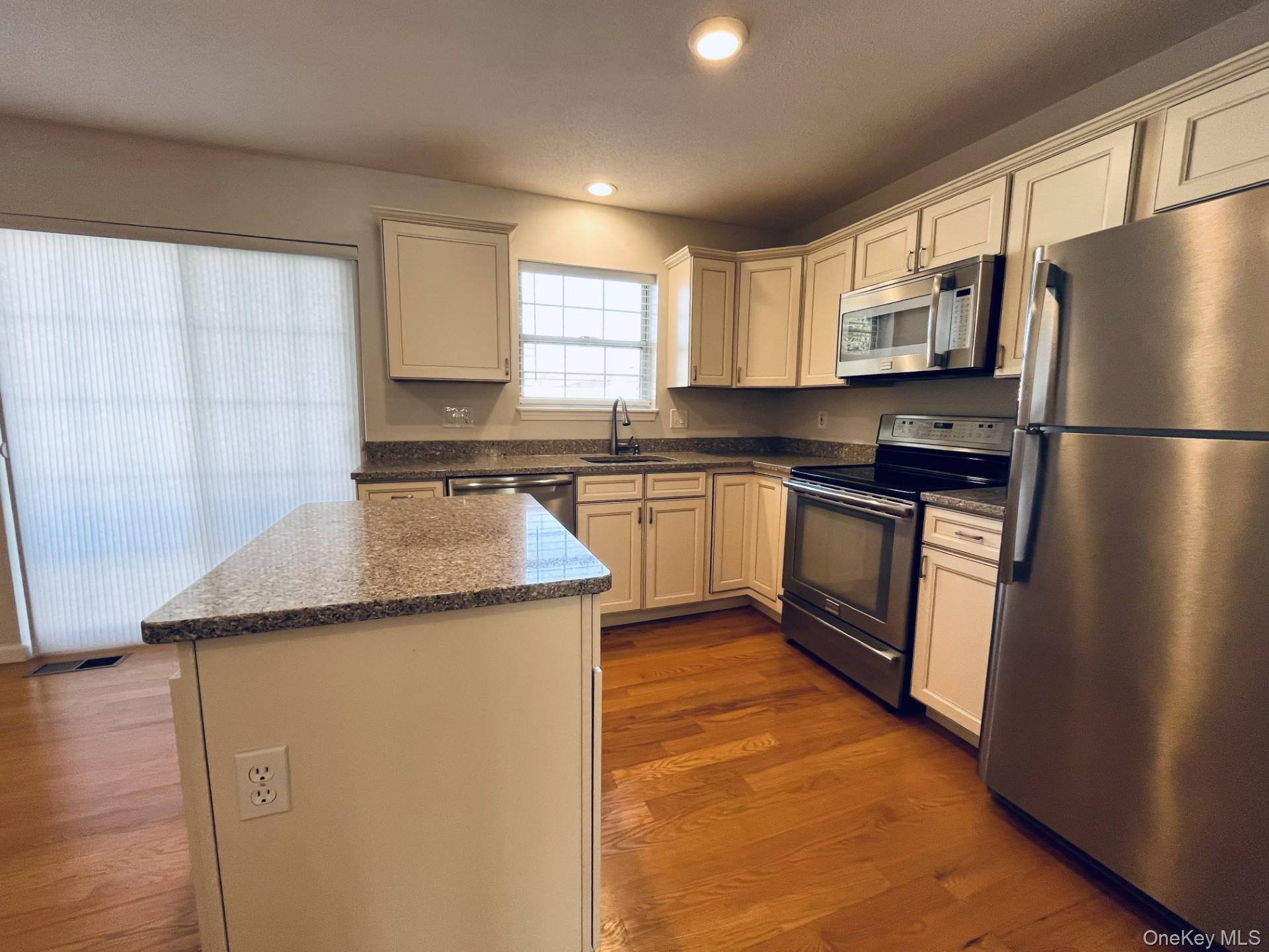 #10 photo, 126 Elmcrest Drive, Fishkill , NY 12524