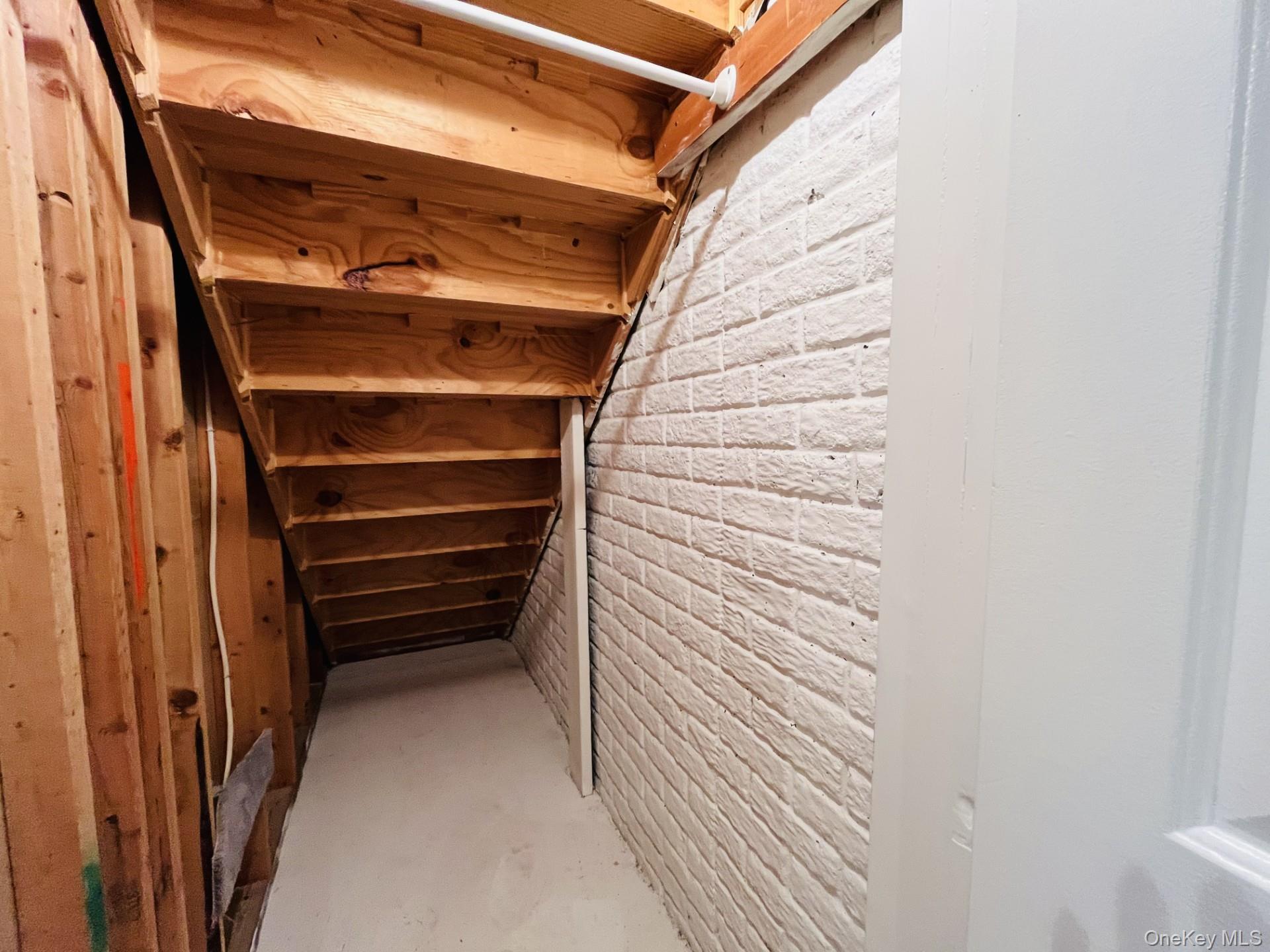 #7 photo, 126 Elmcrest Drive, Fishkill , NY 12524