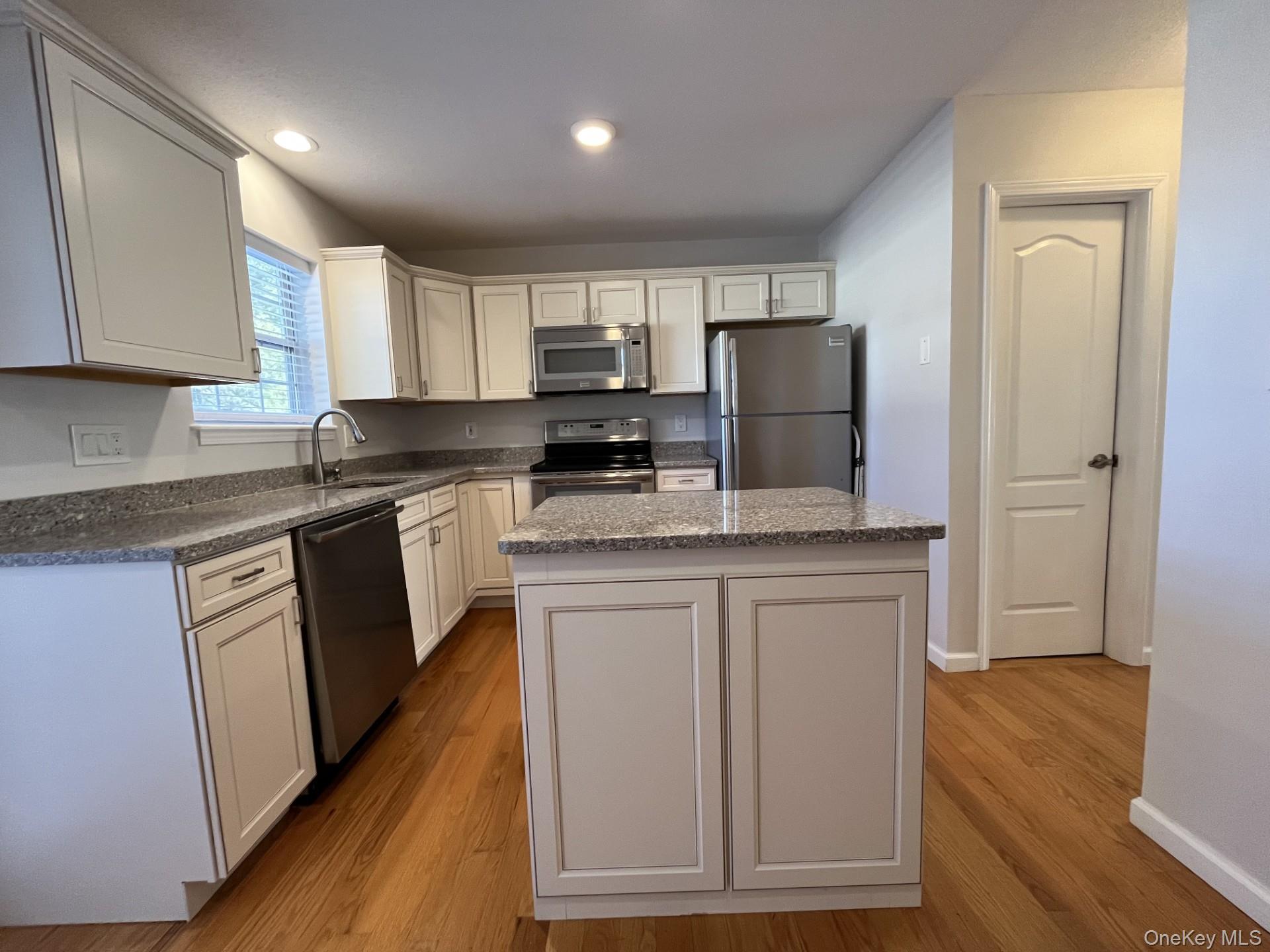 #8 photo, 126 Elmcrest Drive, Fishkill , NY 12524