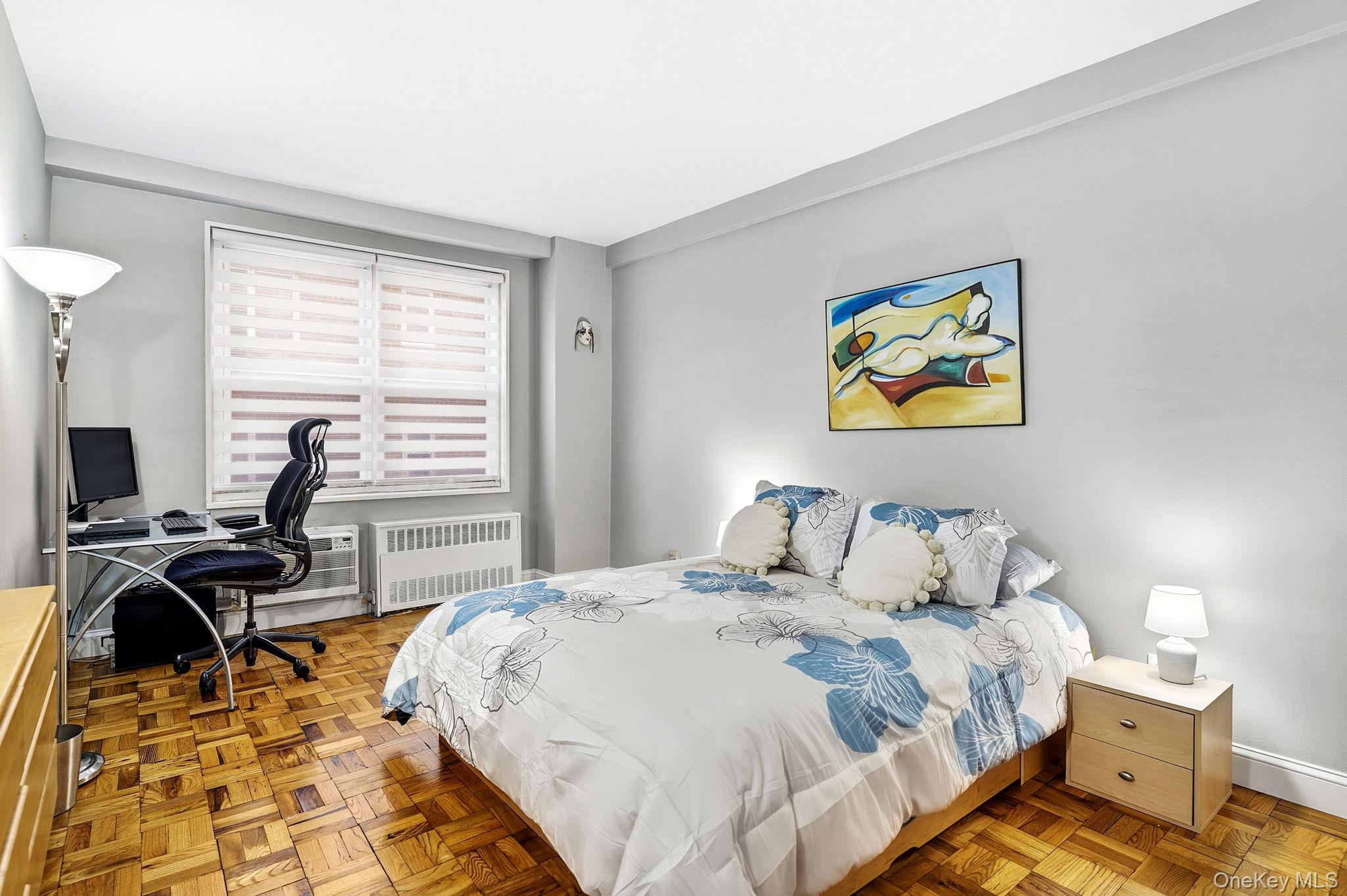 #8 photo, 10 Lake Street, White Plains , NY 10603