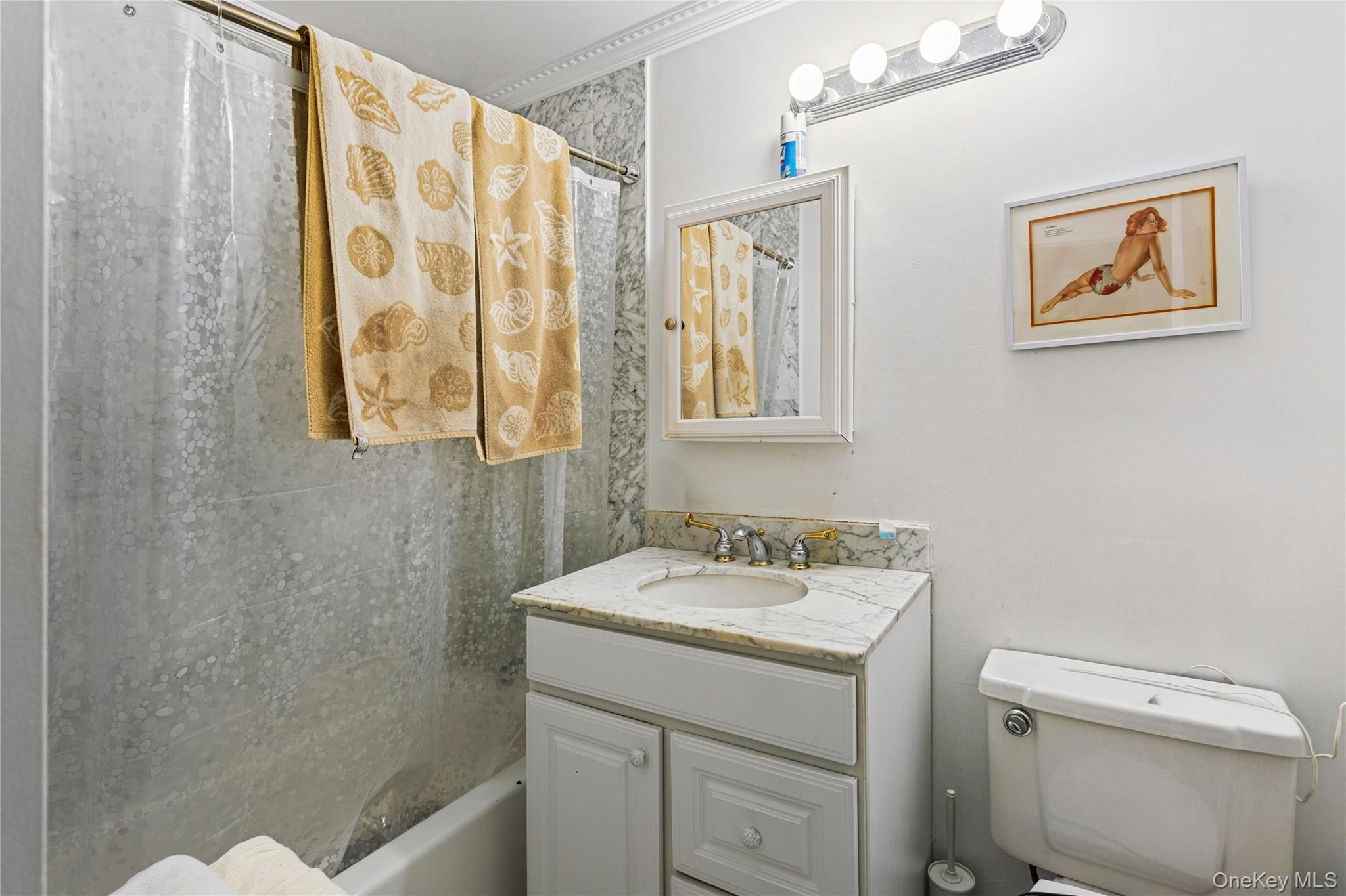 #18 photo, 100 W Broadway, Long Beach , NY 11561