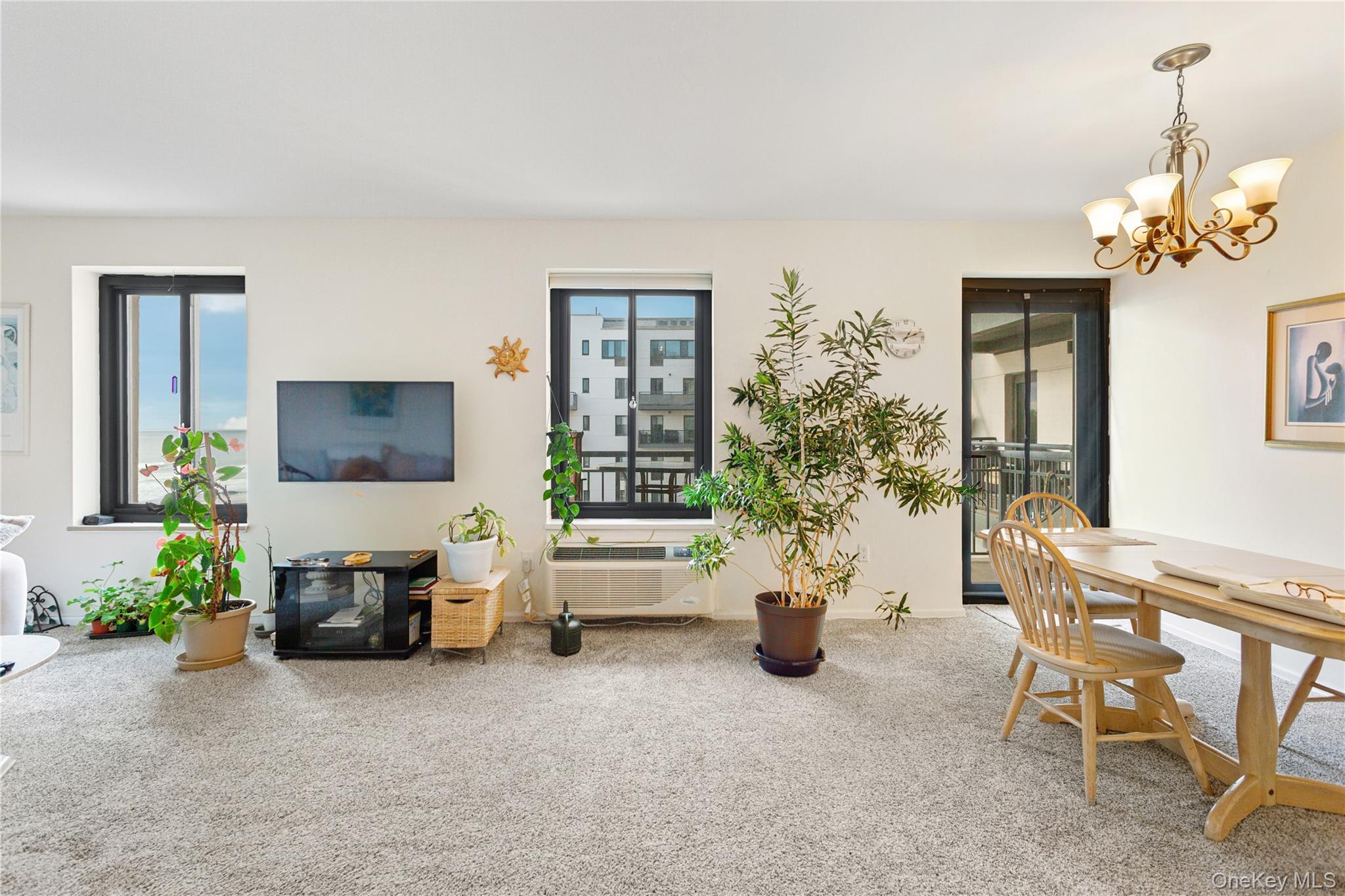 #6 photo, 100 W Broadway, Long Beach , NY 11561