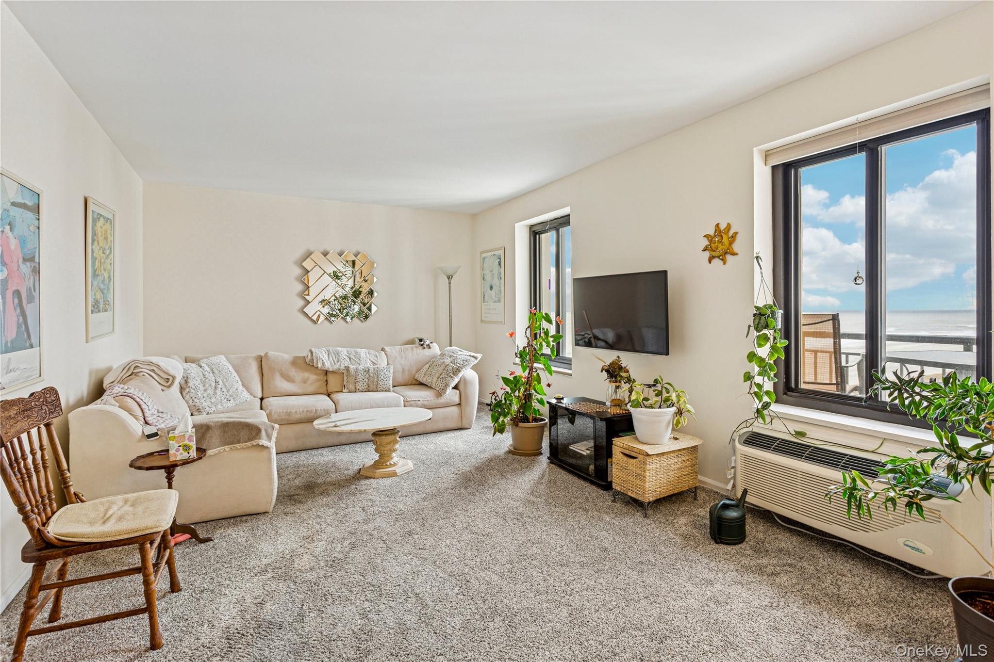 #7 photo, 100 W Broadway, Long Beach , NY 11561