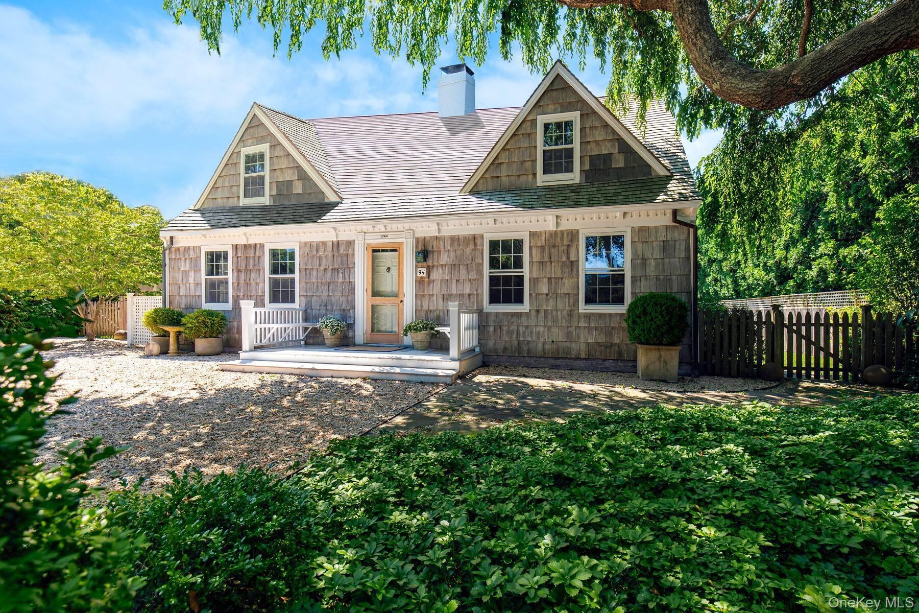 #4 photo, 94 Post Lane, Southampton , NY 11968