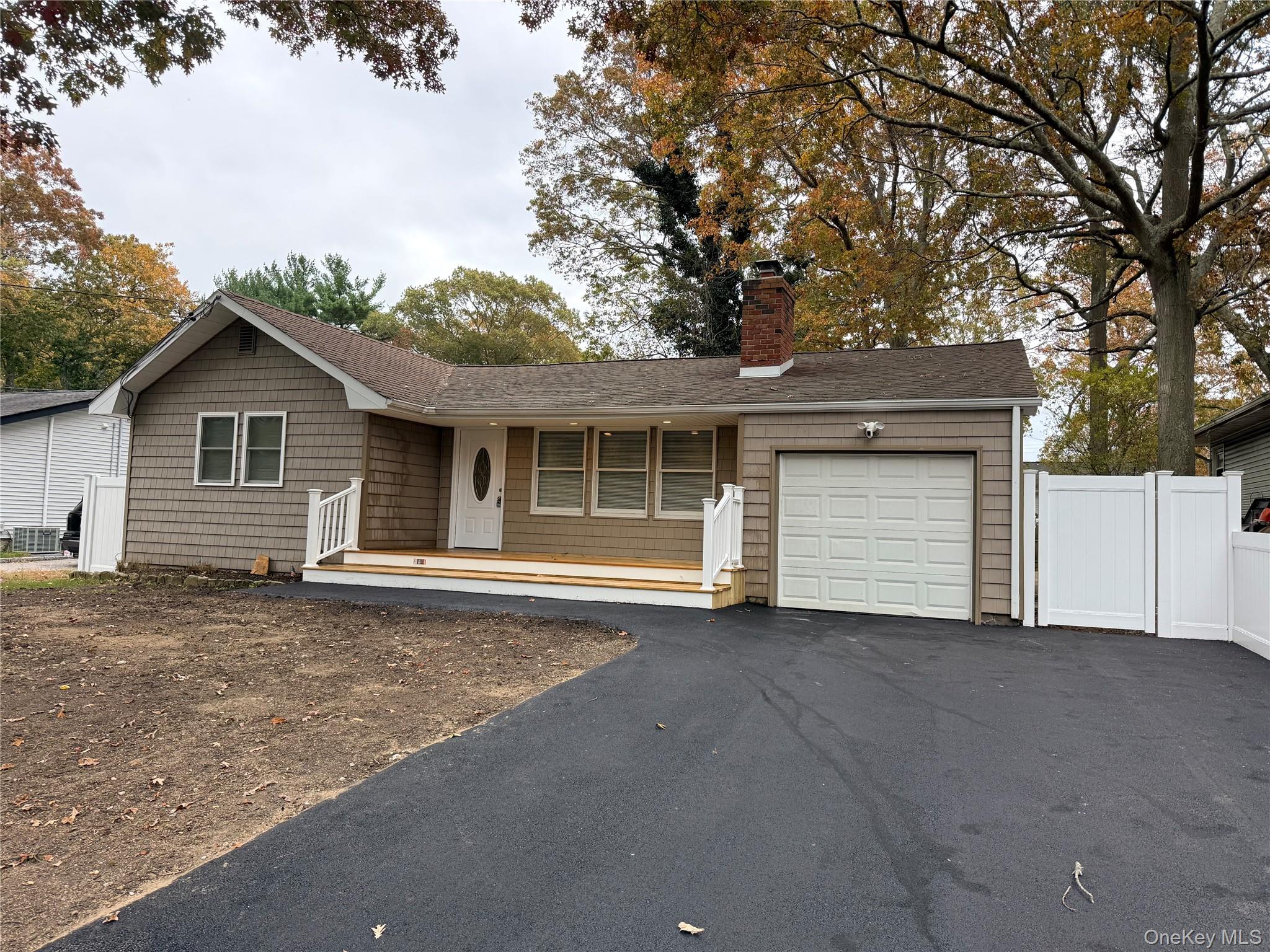 #2 photo, 70 Patchogue Avenue, Mastic , NY 11950