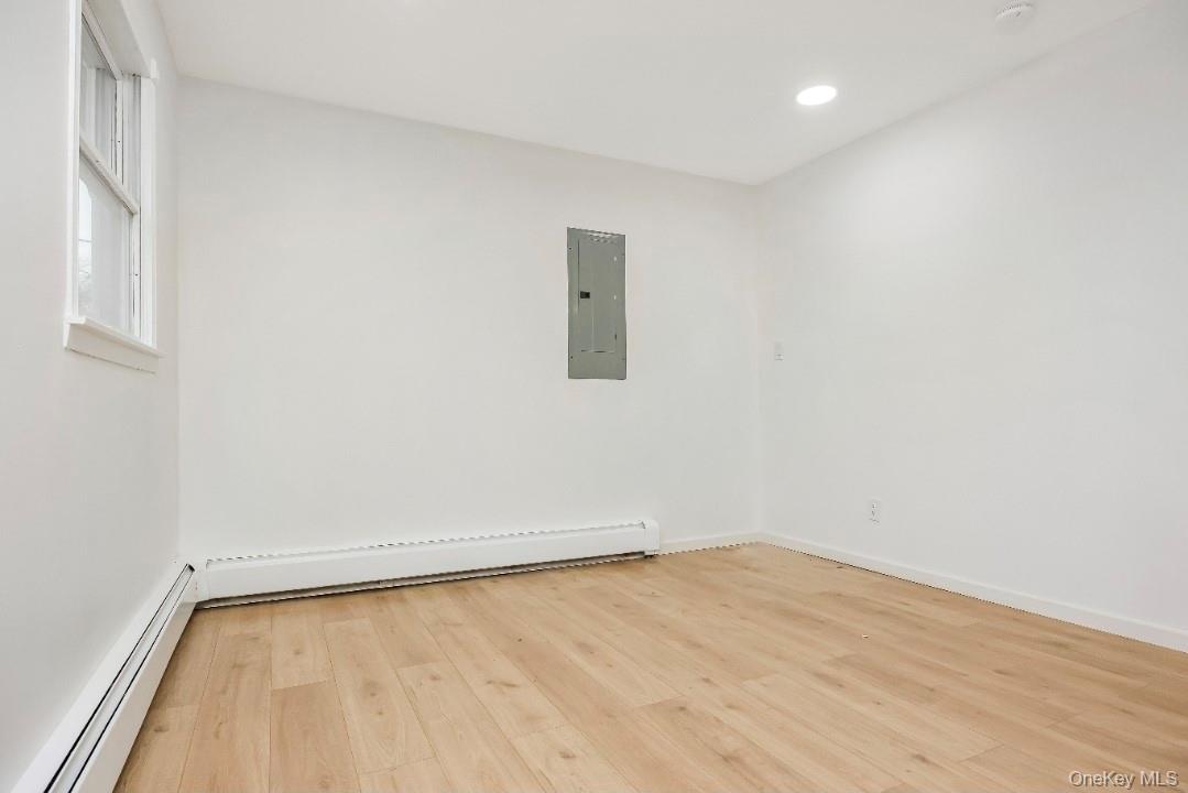 #13 photo, 54 5th Street, Ronkonkoma , NY 11779