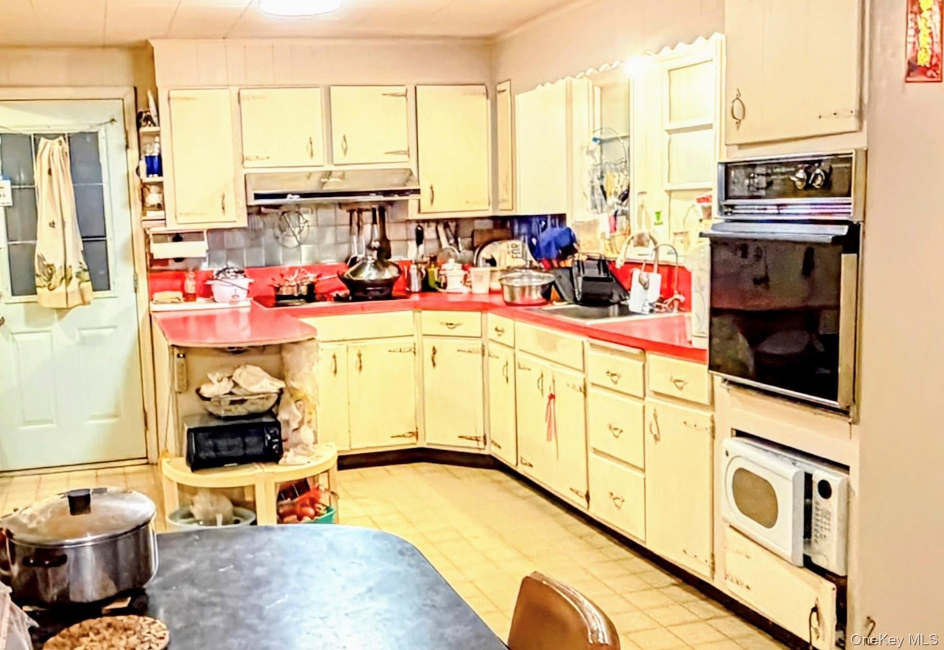 #6 photo, 537 Ryders Ln East Bruns, Call Listing Agent , NJ 08816