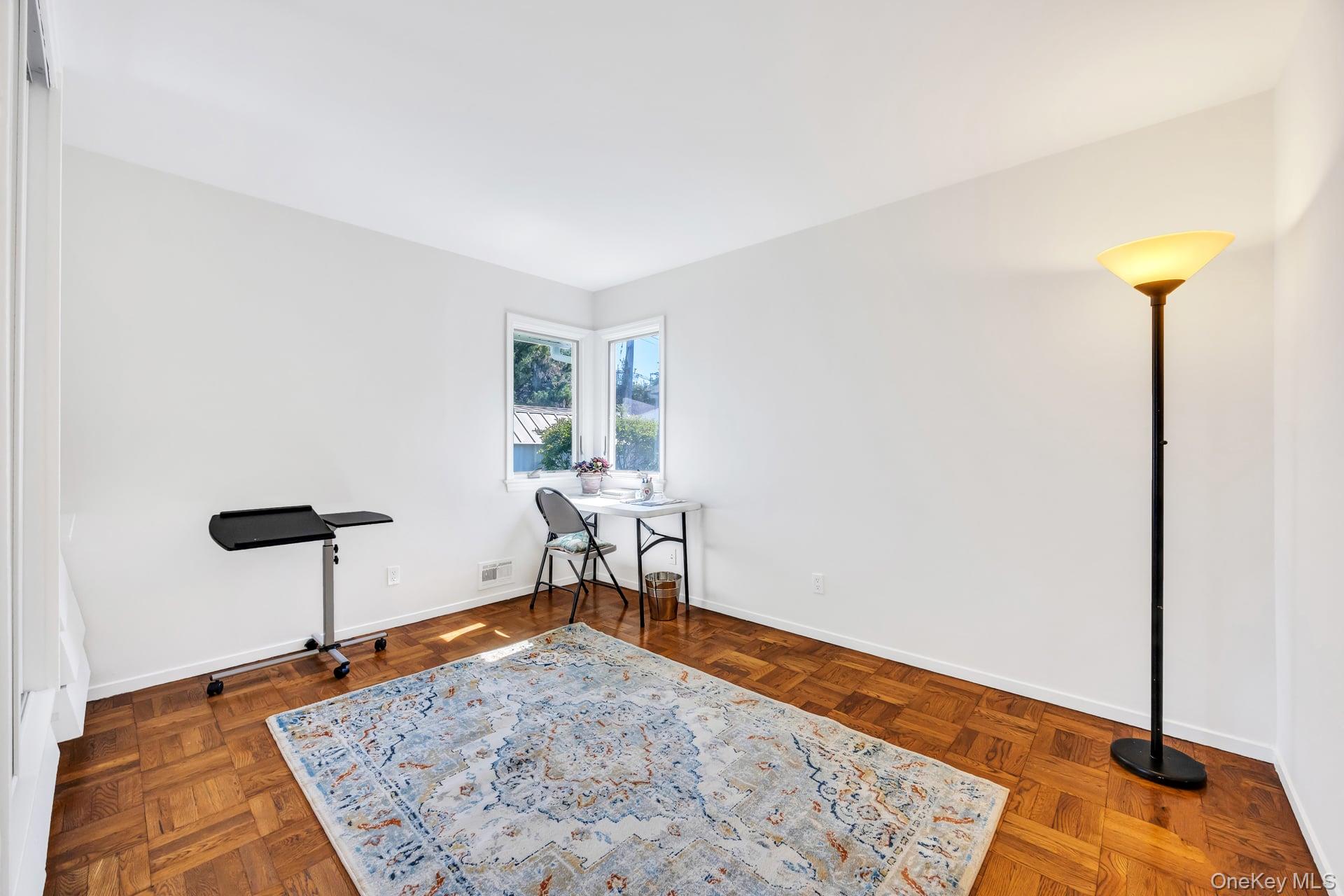 #11 photo, 23 Peachtree Lane, Hicksville , NY 11801