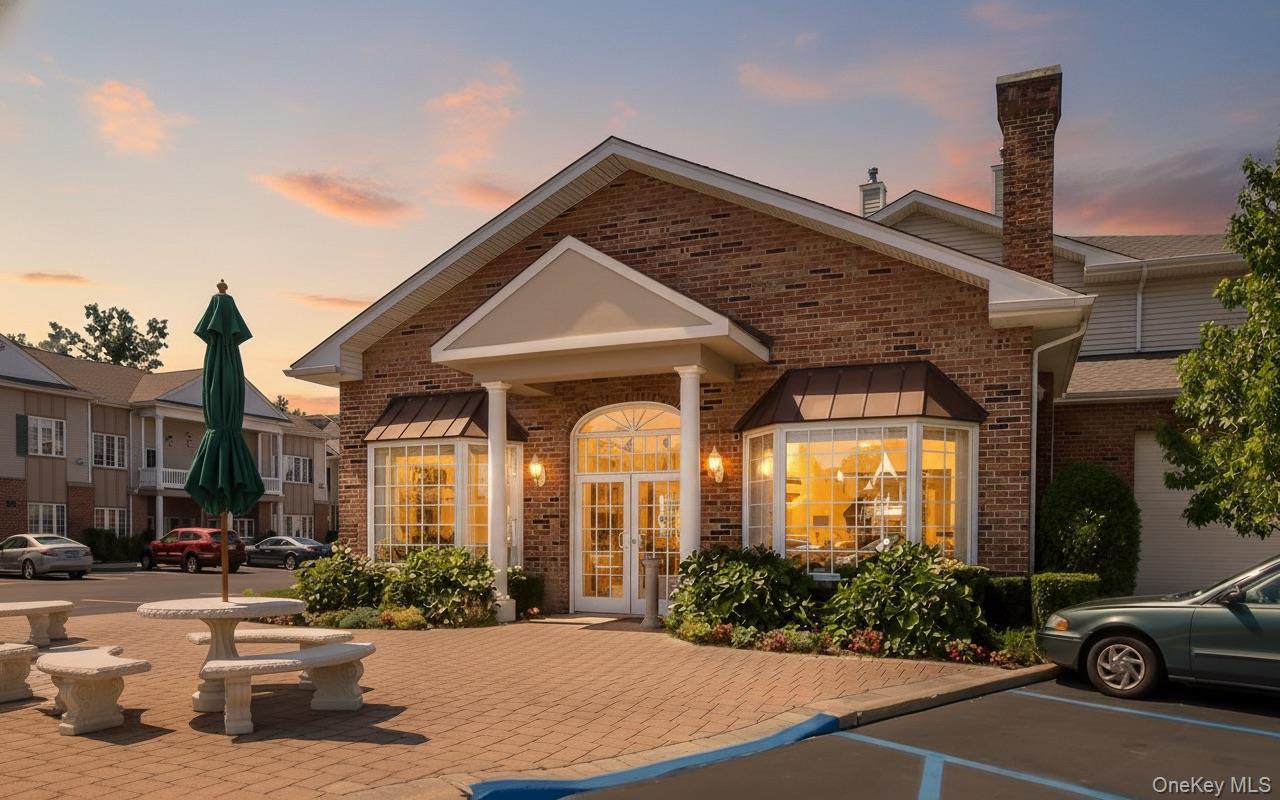 #20 photo, 119 Francesca Way, Amityville , NY 11701