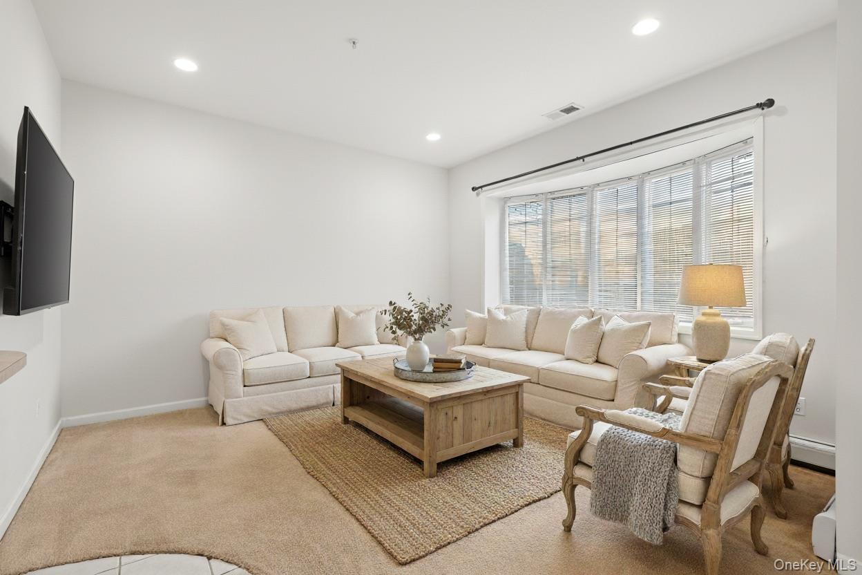 #6 photo, 119 Francesca Way, Amityville , NY 11701