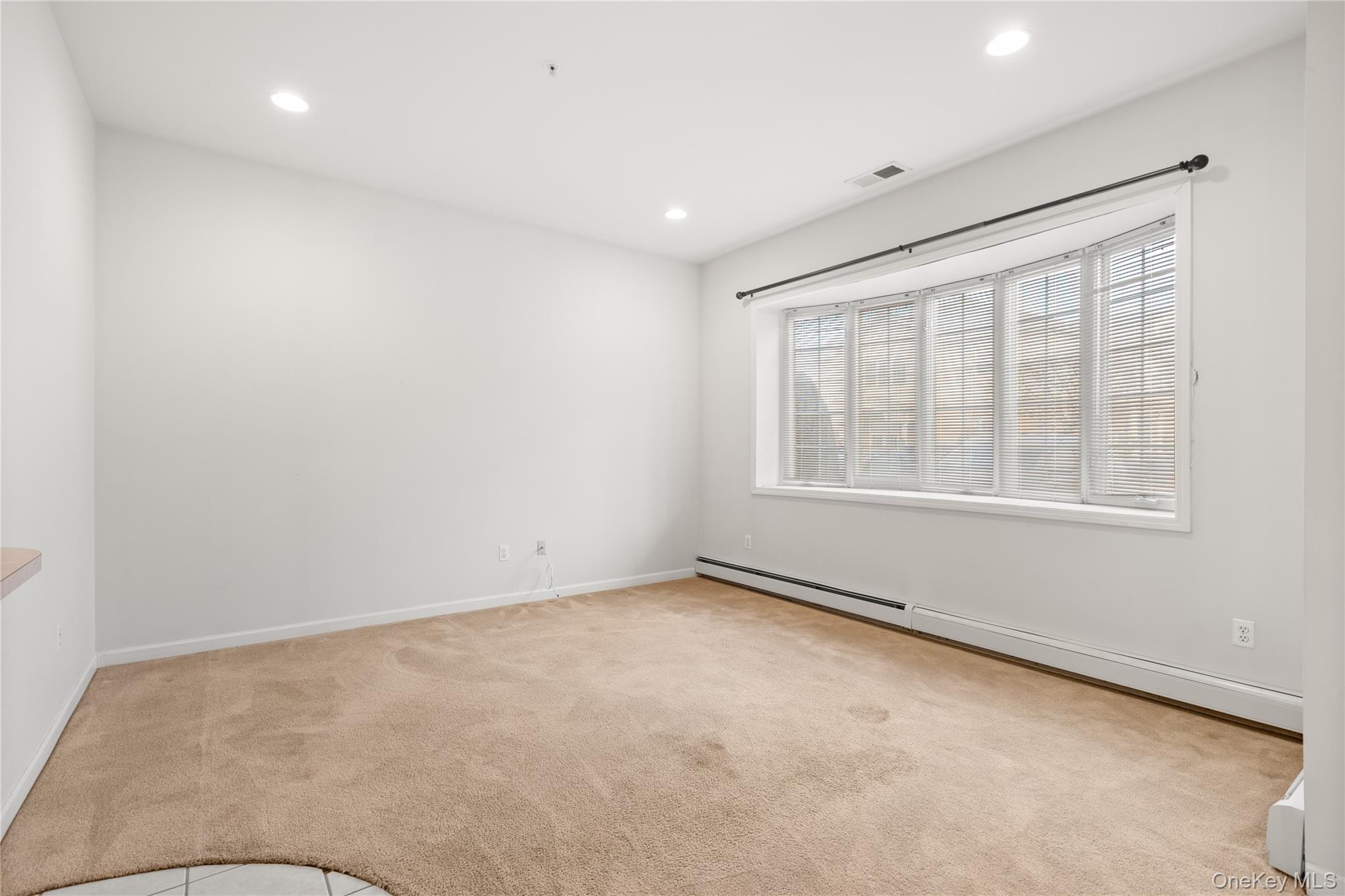 #7 photo, 119 Francesca Way, Amityville , NY 11701