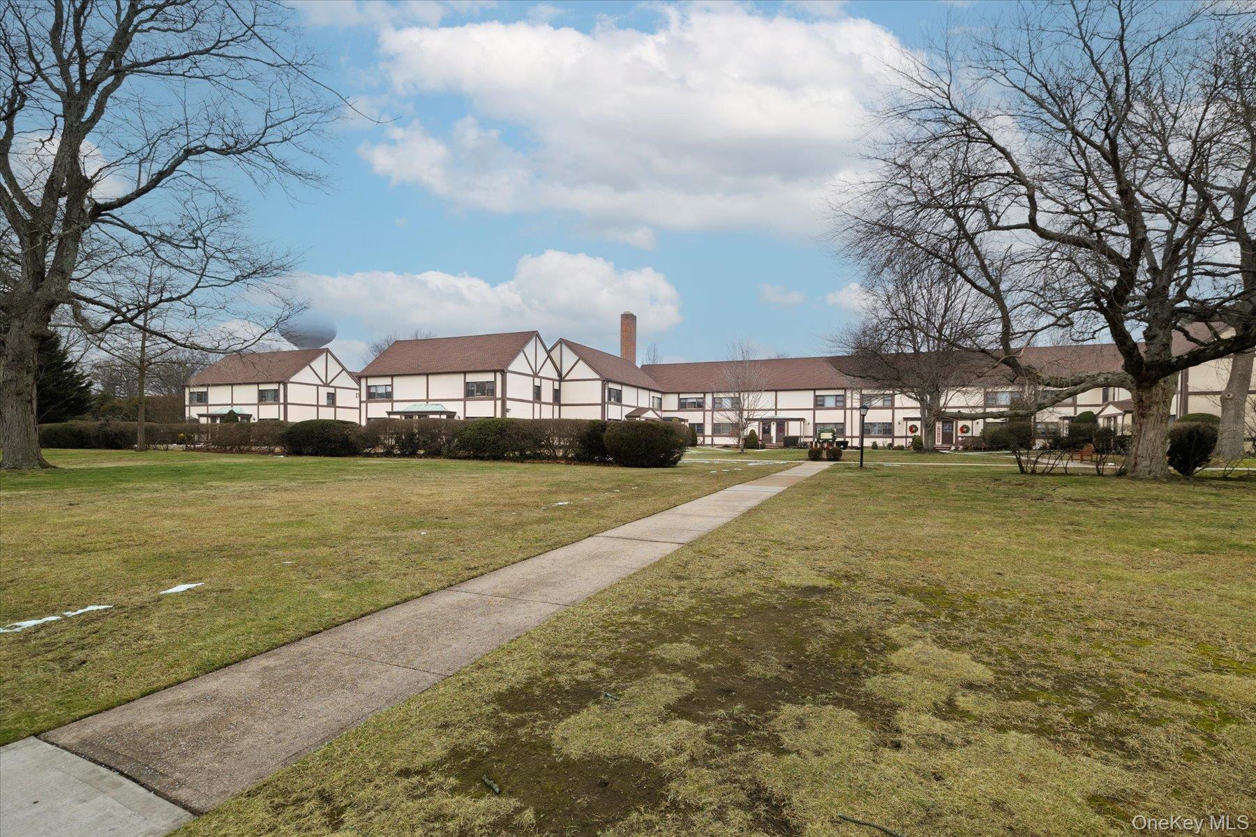 #15 photo, 105 15th Street, Garden City , NY 11530