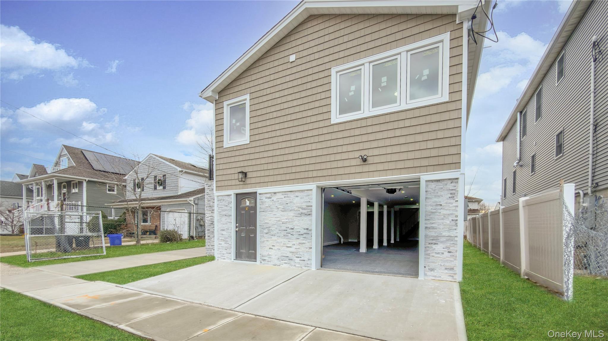 #9 photo, 37 Deal Road, Island Park , NY 11558