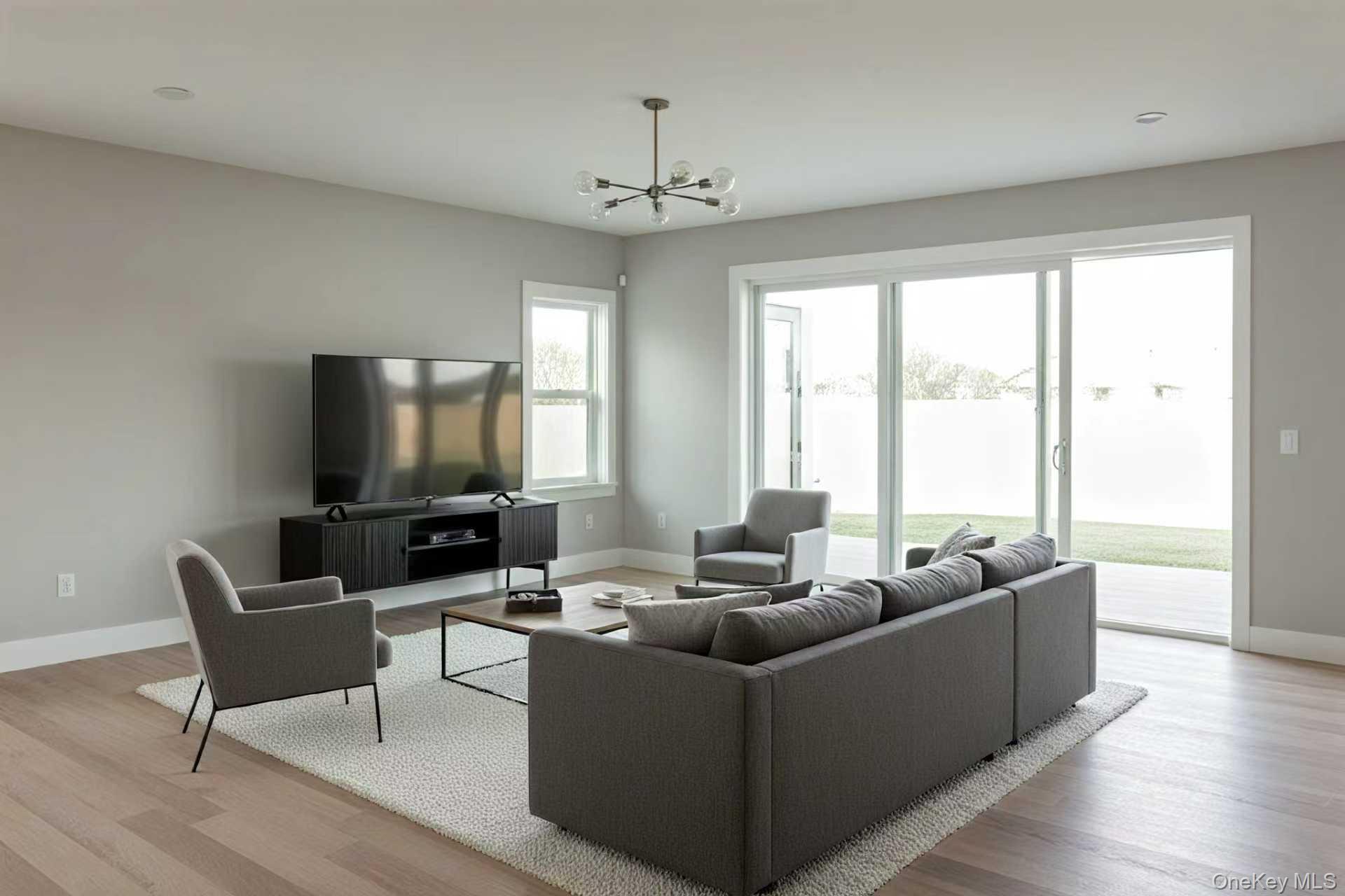 #6 photo, 2 Lee Place, Old Bethpage , NY 11804