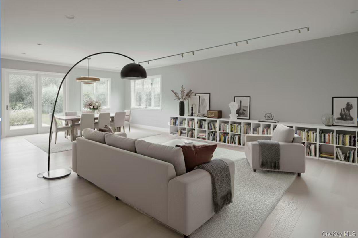 #7 photo, 2 Lee Place, Old Bethpage , NY 11804