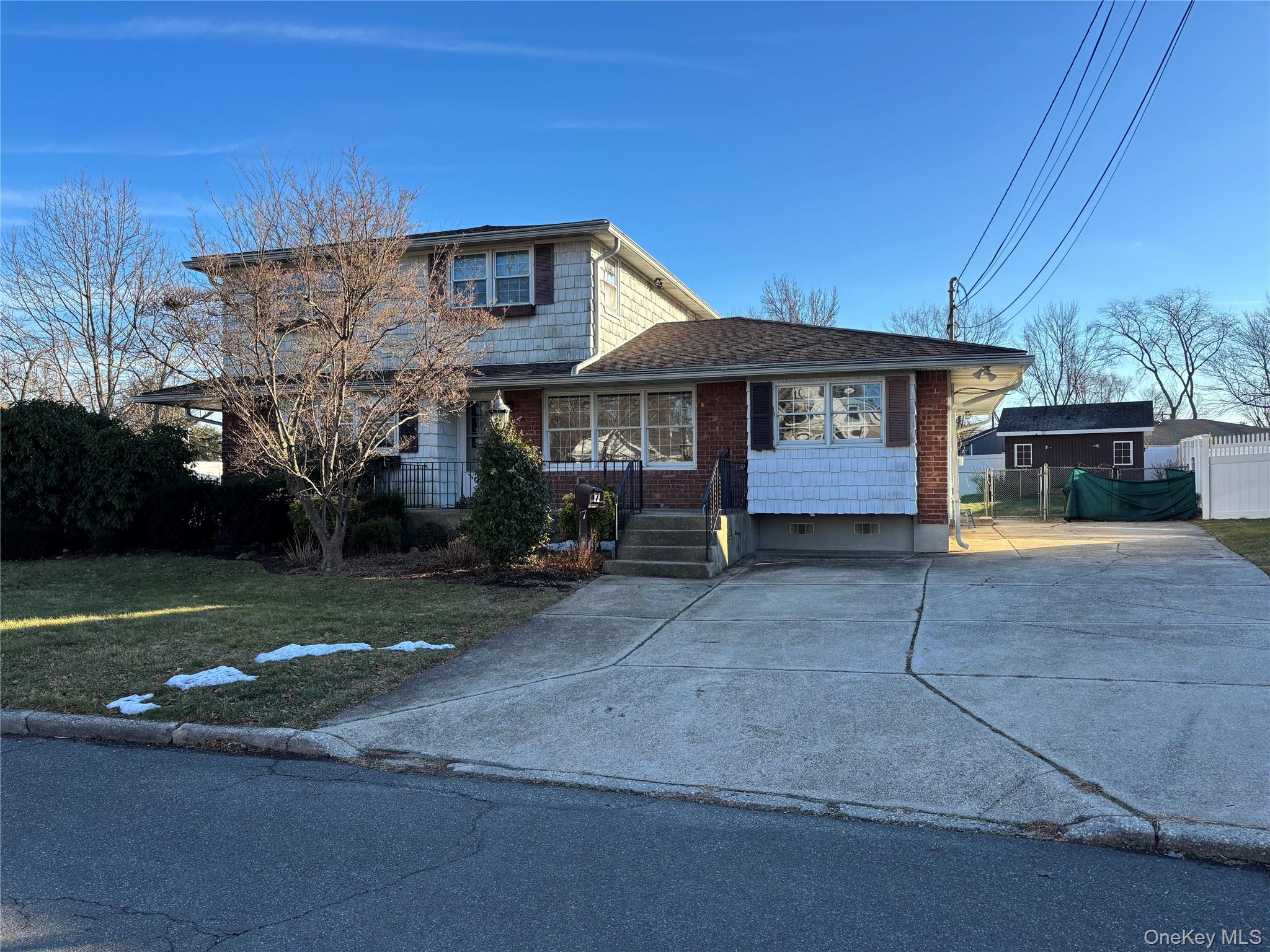 #1 photo, 7 Romeo Lane, Commack , NY 11725