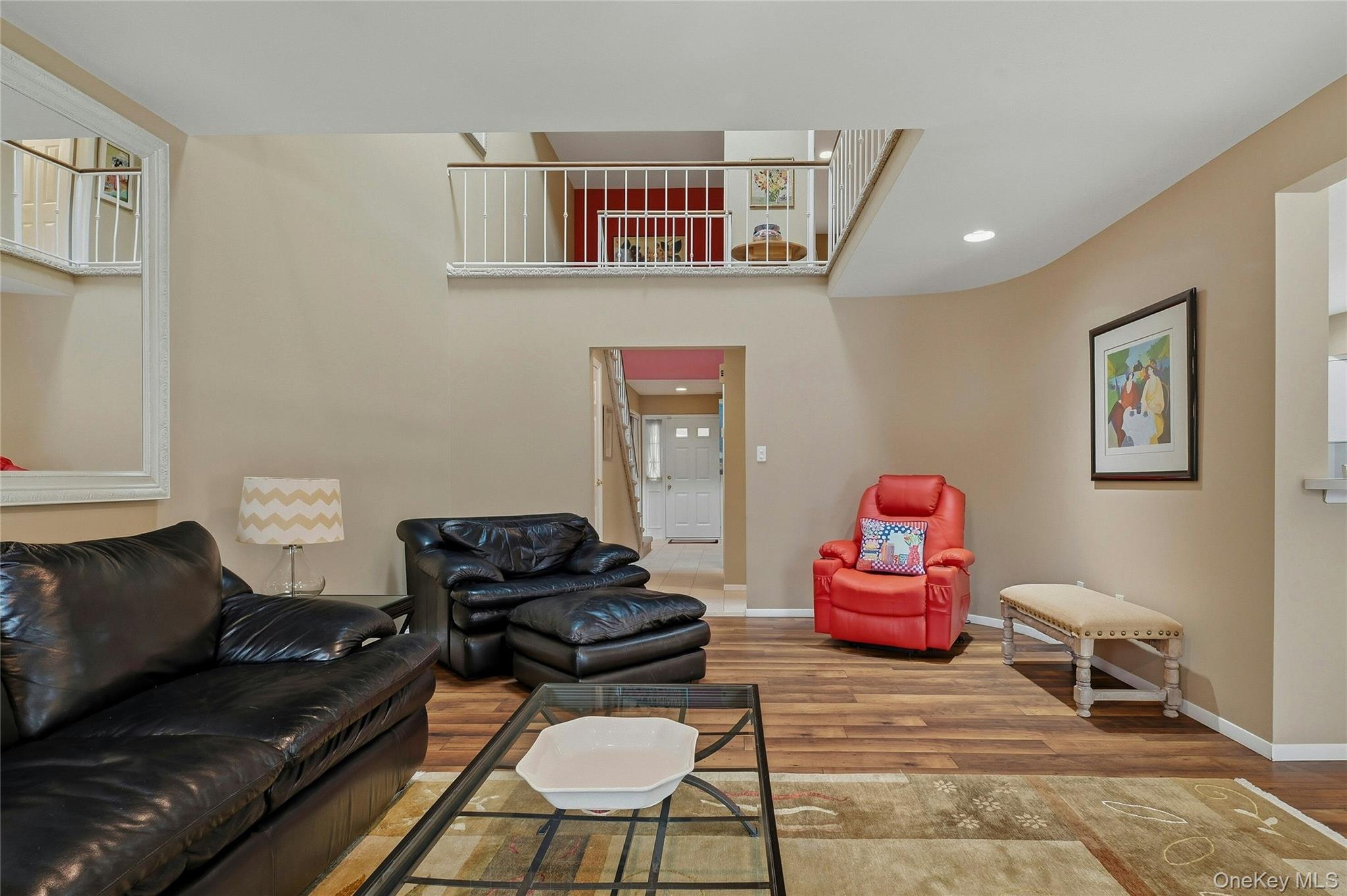 #11 photo, 85 Woodlake Drive, Woodbury , NY 11797