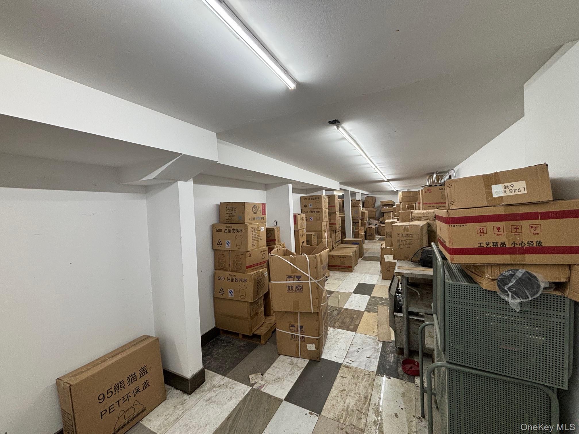 #5 photo, 66-45 Myrtle Avenue, Glendale , NY 11385