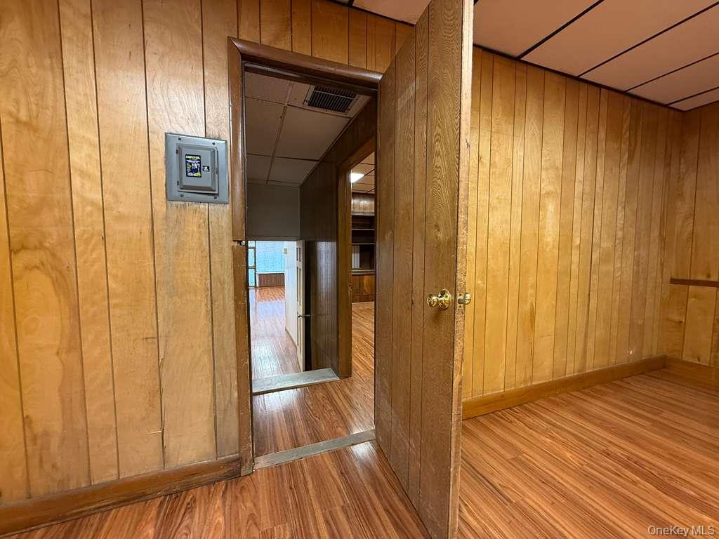 #16 photo, 6938 Myrtle Avenue, Glendale , NY 11385