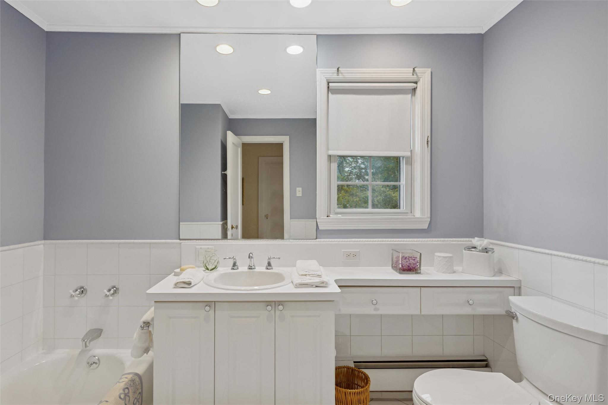 #17 photo, 172 Fernwood Terrace, Нассау ‖ Garden City , NY 11530