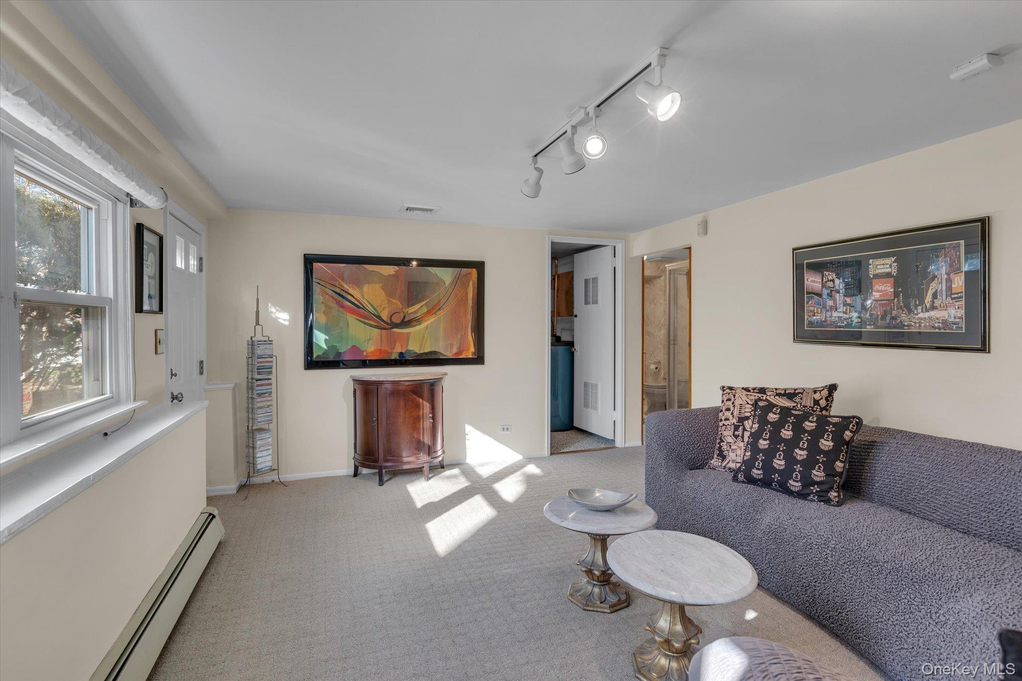 #10 photo, 19 Capitol Place, Саффолк ‖ South Huntington , NY 11746