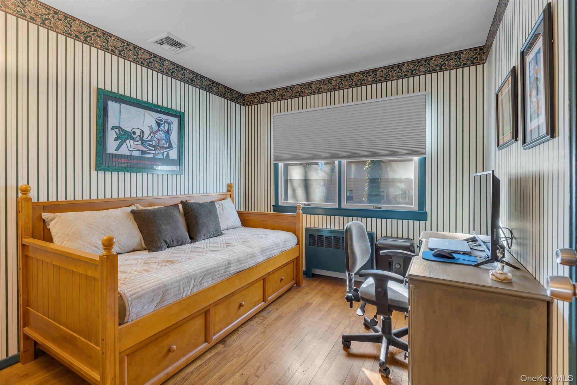 #16 photo, 19 Capitol Place, Саффолк ‖ South Huntington , NY 11746