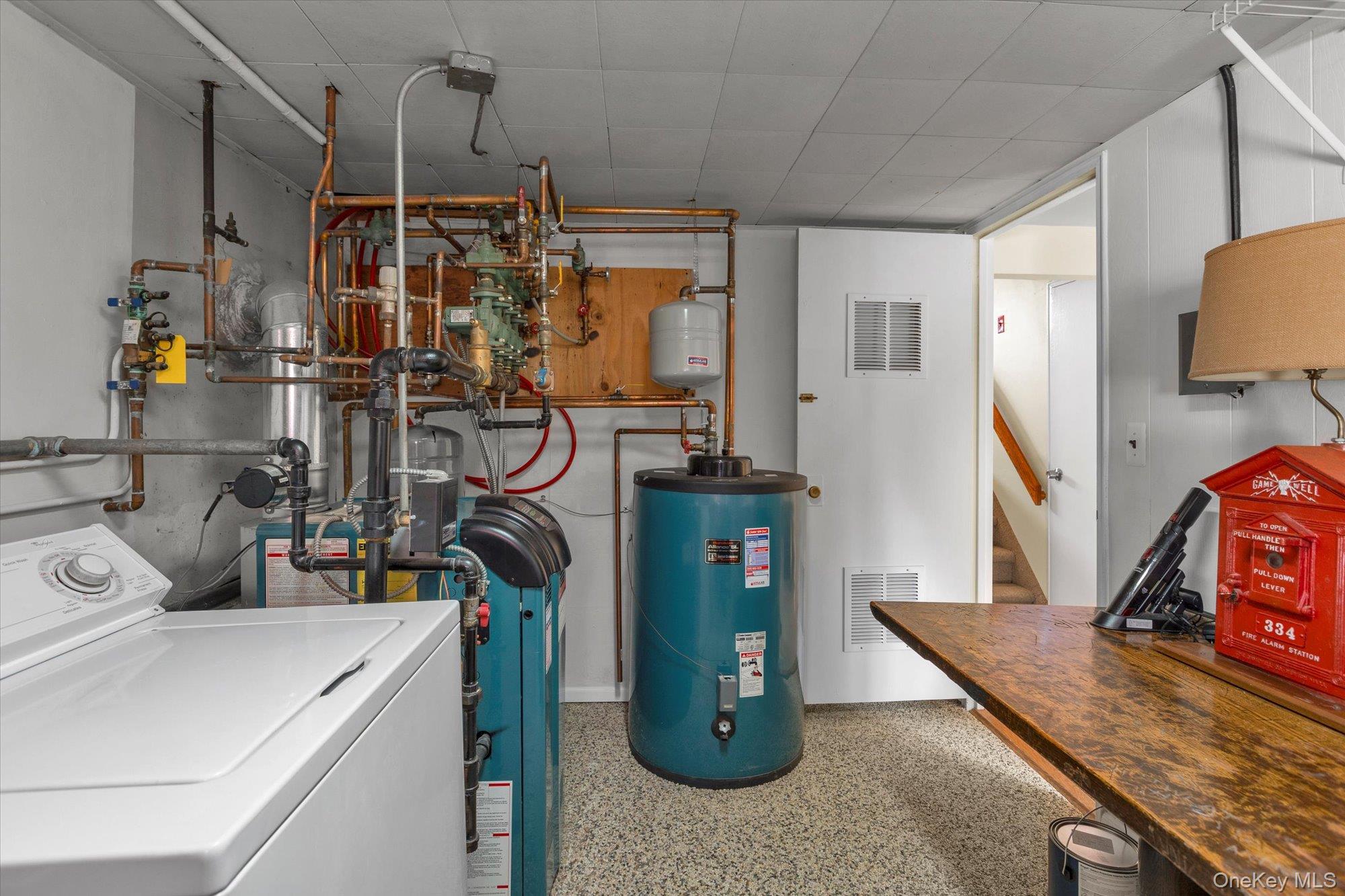 #18 photo, 19 Capitol Place, Саффолк ‖ South Huntington , NY 11746