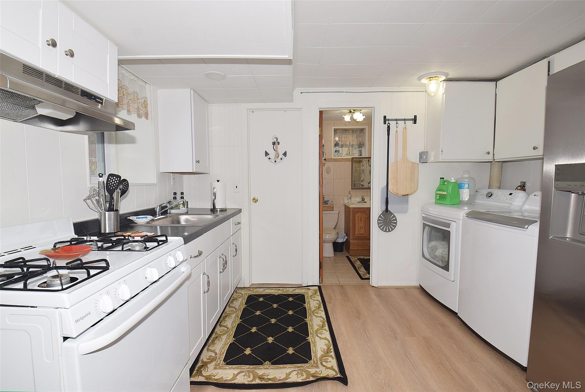 #17 photo, 293 85 Avenue, Floral Park , NY 11001