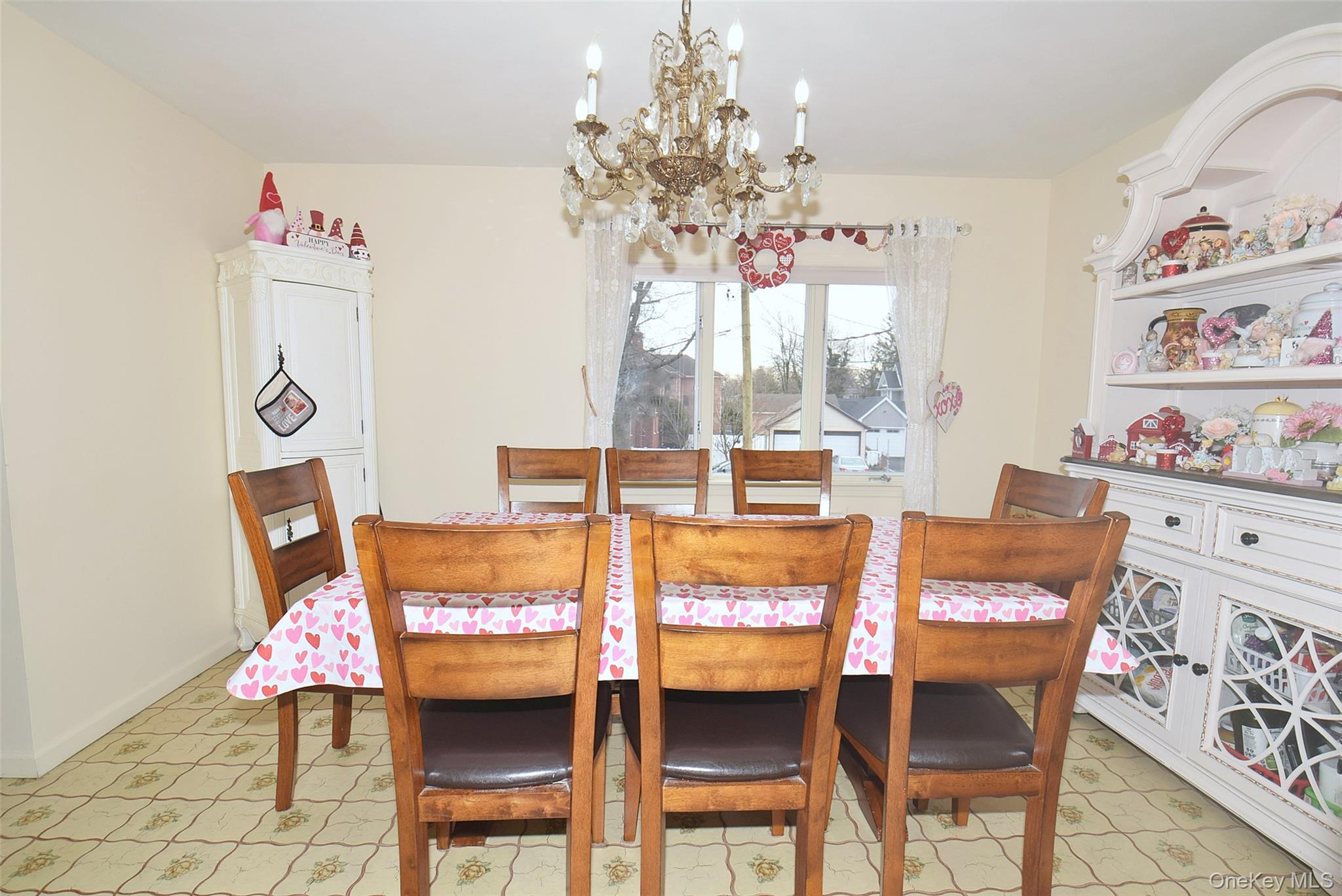 #6 photo, 293 85 Avenue, Floral Park , NY 11001