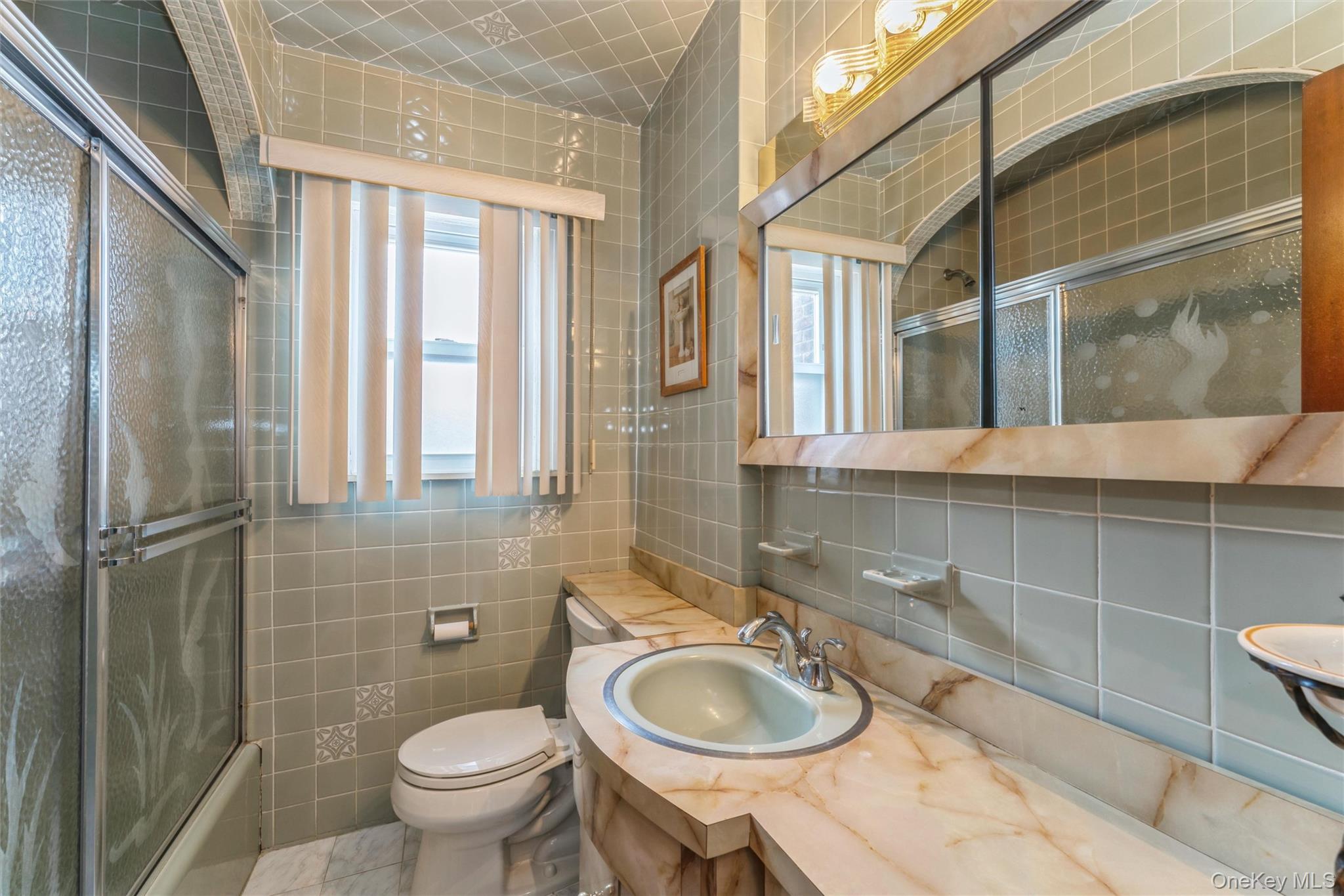 #7 photo, 1119 Theodora Street, מחוז נסאו Franklin Square , NY 11010