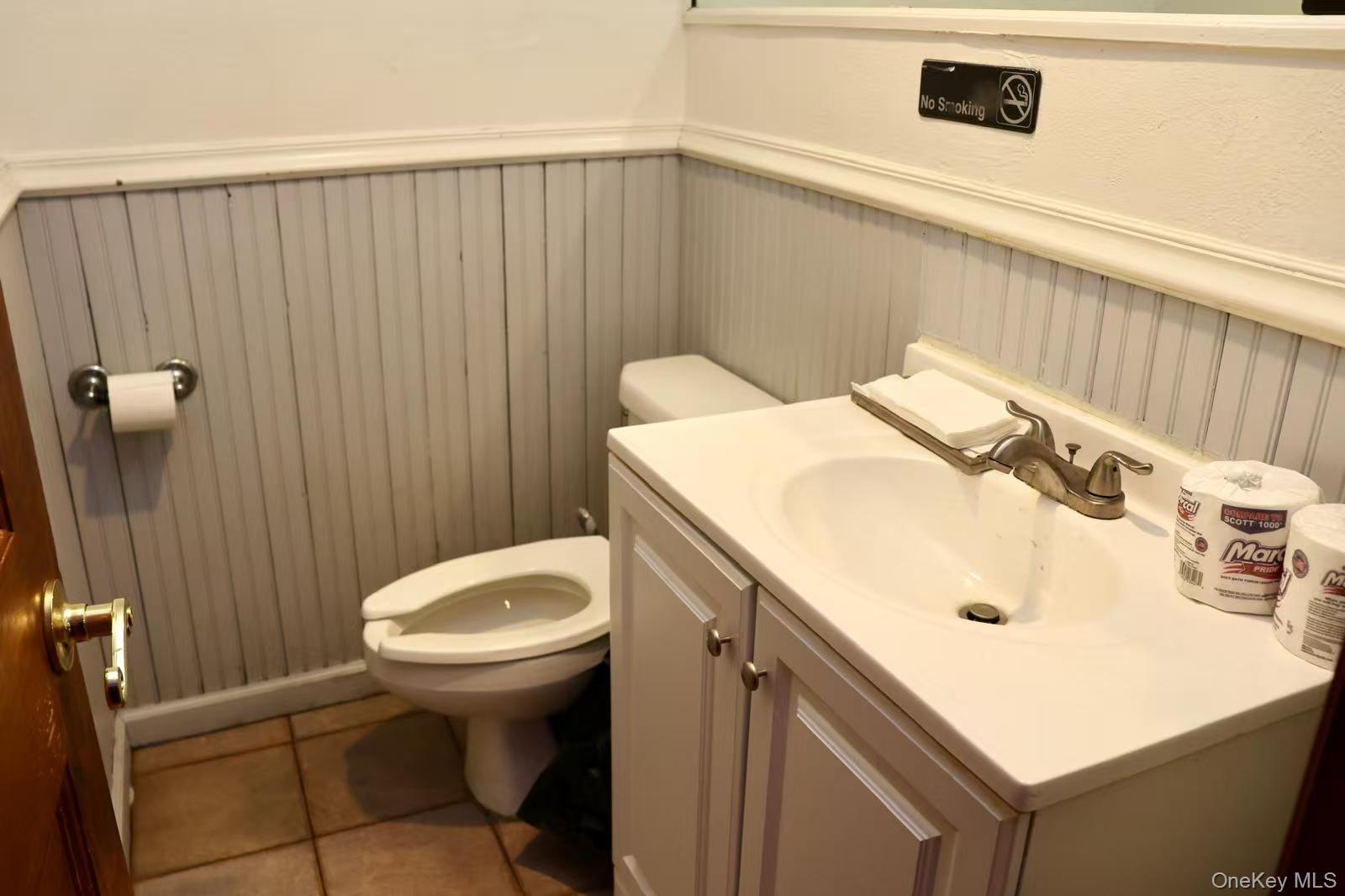 #11 photo, 25317 Northern Boulevard, Little Neck , NY 11362