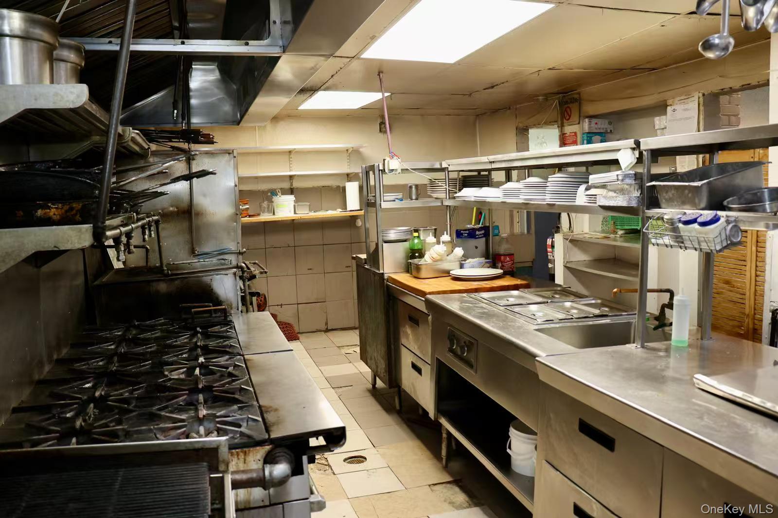 #5 photo, 25317 Northern Boulevard, Little Neck , NY 11362