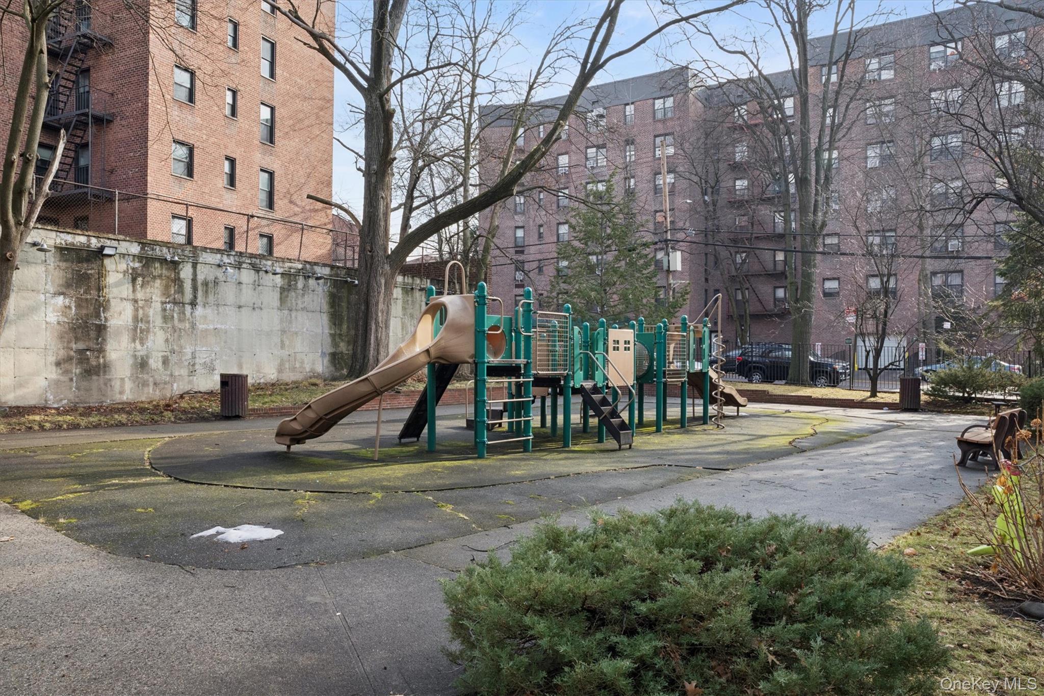 #13 photo, 139-09 84th Drive, Briarwood , NY 11435