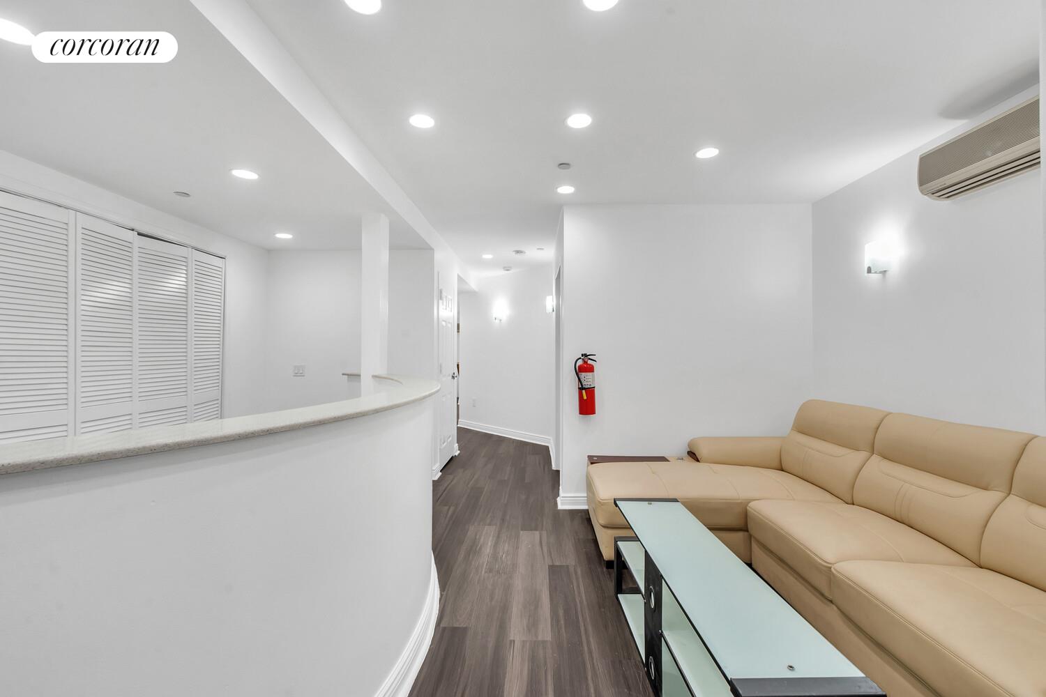 #6 photo, New York City, Kips Bay , NY 10016