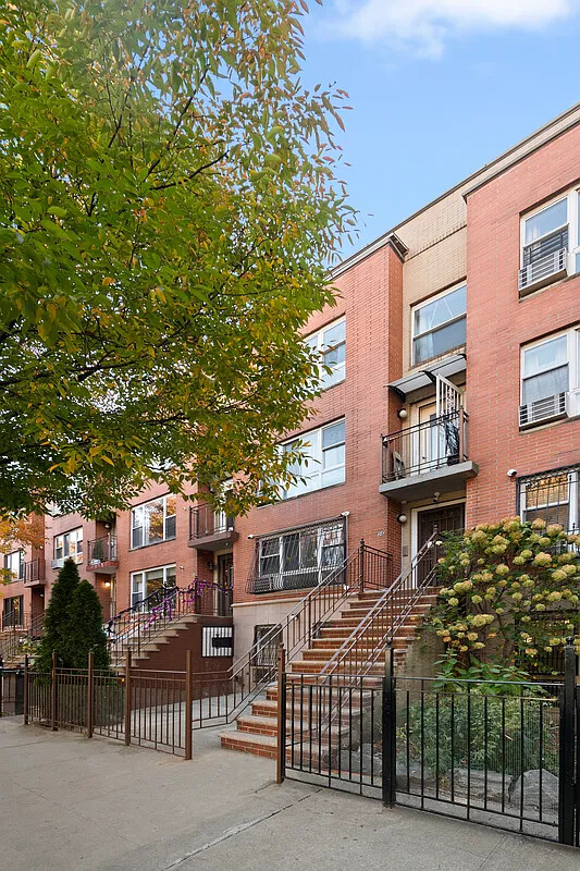 #5 photo, 56 E 120TH Street, South Harlem , NY 10035