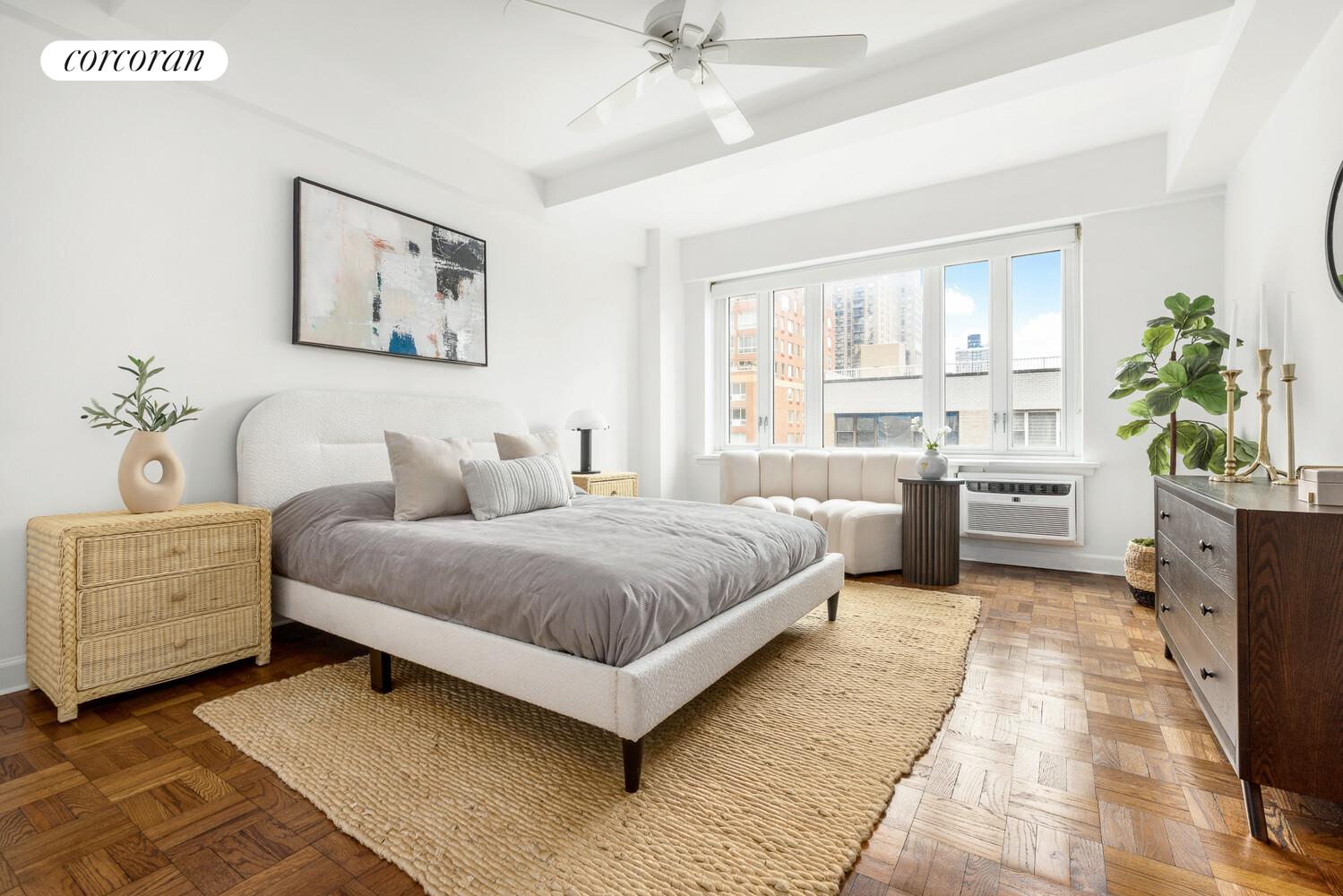 #7 photo, 215 E 79TH Street, Yorkville , NY 10075