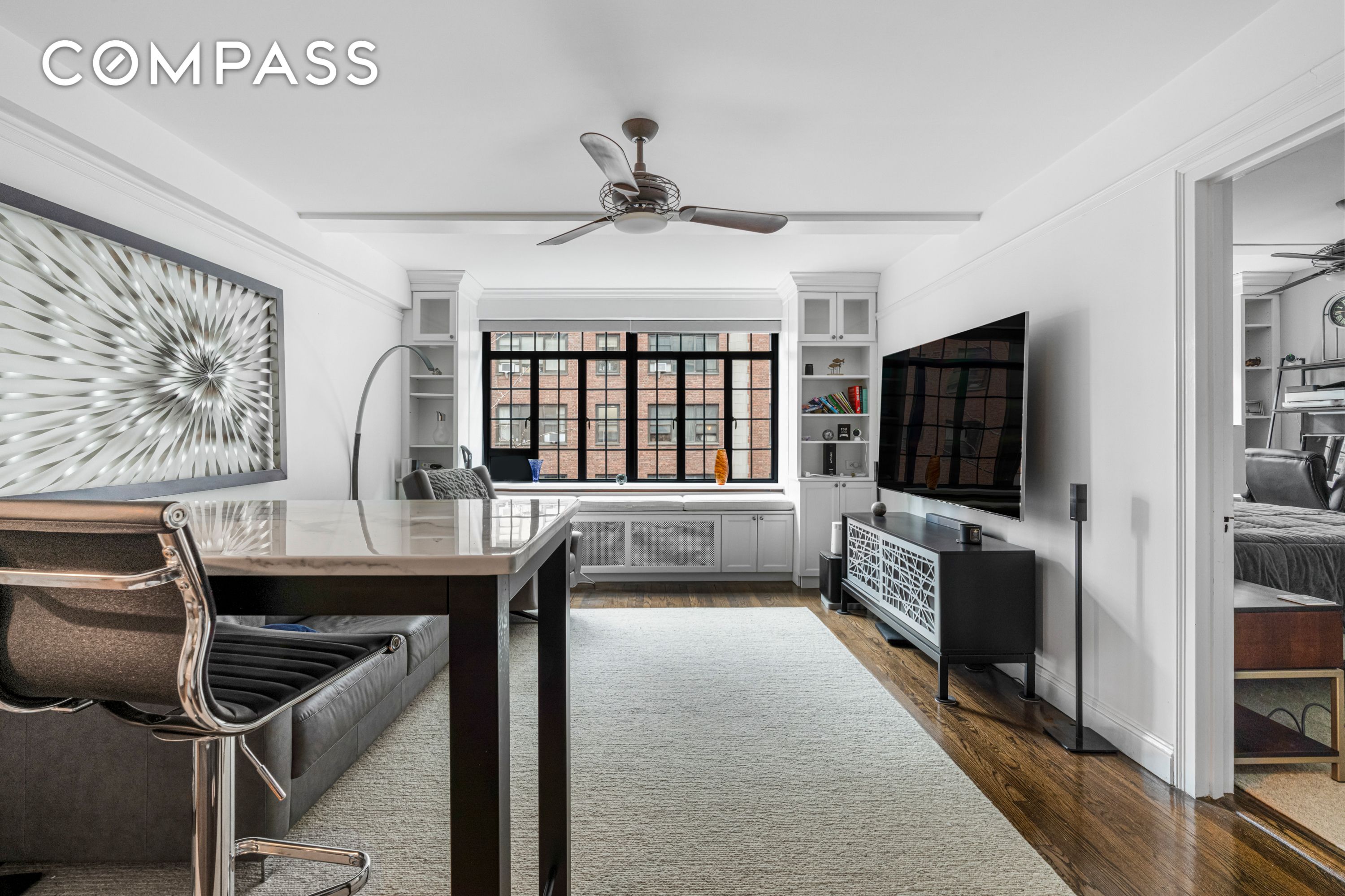 #3 photo, 321 E 43rd Street, Midtown East , NY 10017