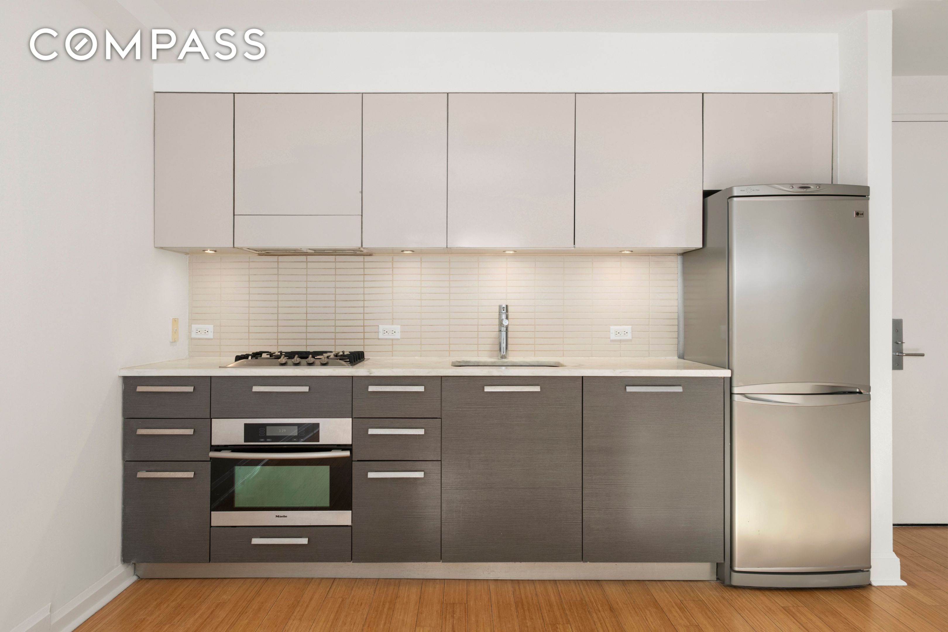 #1 photo, New York City, Hell's Kitchen , NY 10036