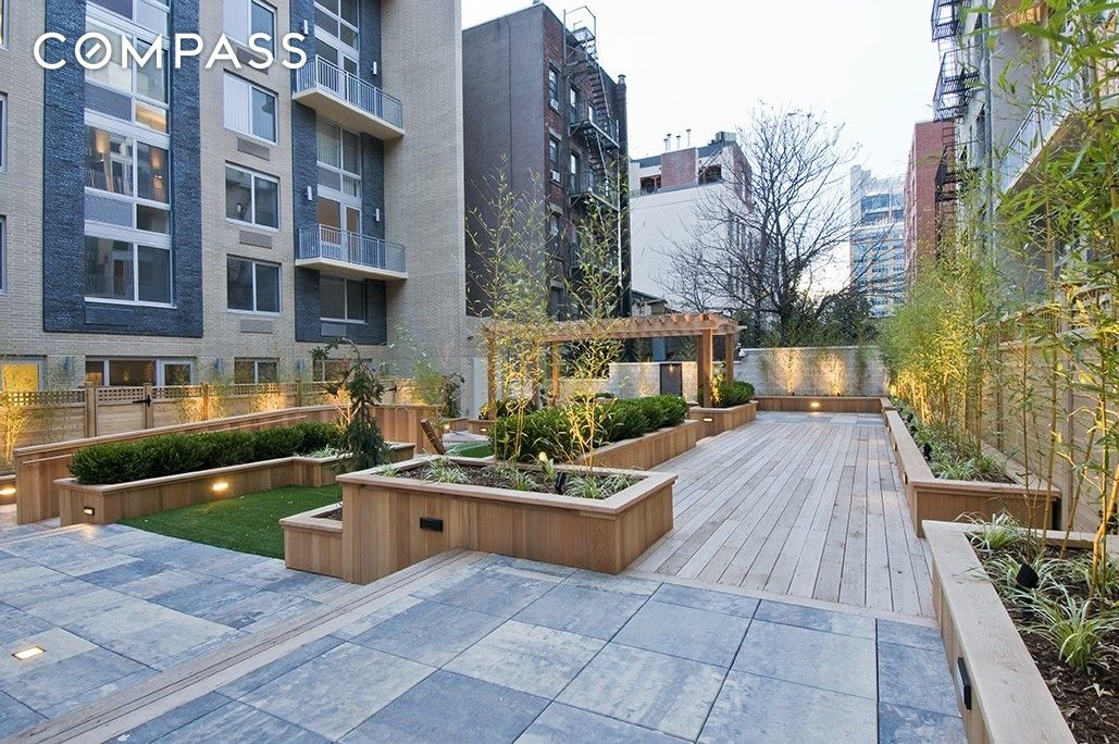 #12 photo, New York City, Hell's Kitchen , NY 10036