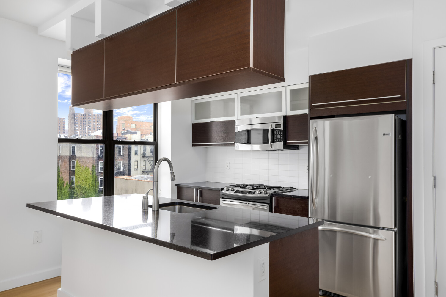 #4 photo, 317 E 111TH Street, East Harlem , NY 10035