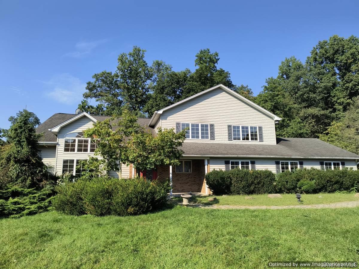 #4 photo, 3 Lenni Lenape Court, Stony Point , NY 10980