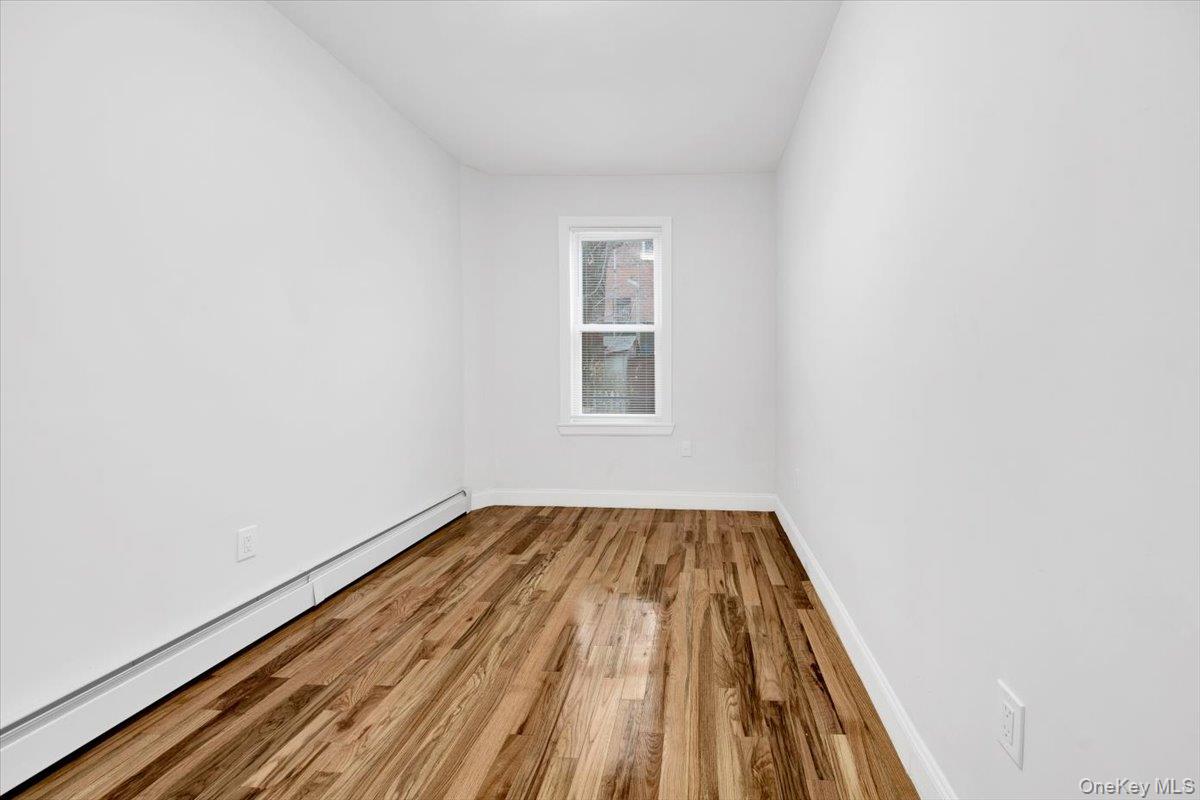 #10 photo, 2886 Randall Avenue, Bronx , NY 10465