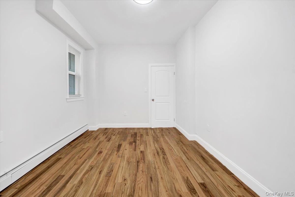 #11 photo, 2886 Randall Avenue, Bronx , NY 10465