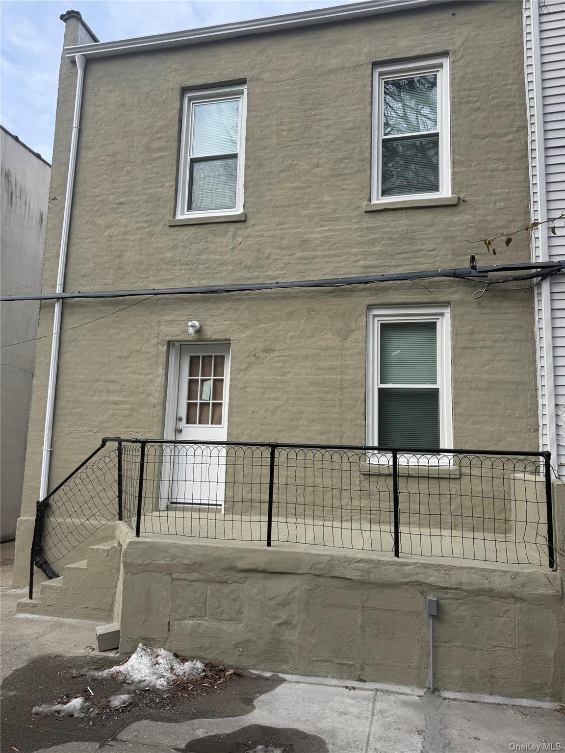 #2 photo, 2886 Randall Avenue, Bronx , NY 10465