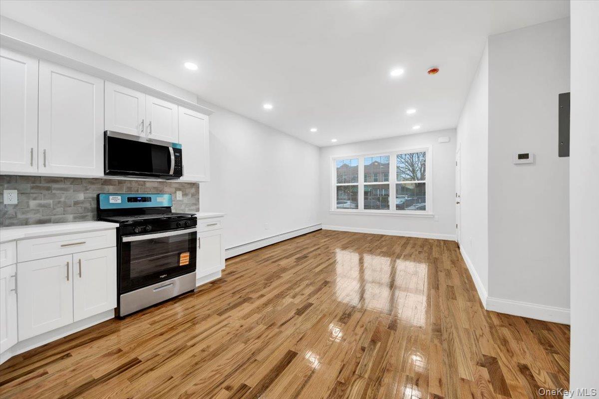 #6 photo, 2886 Randall Avenue, Bronx , NY 10465