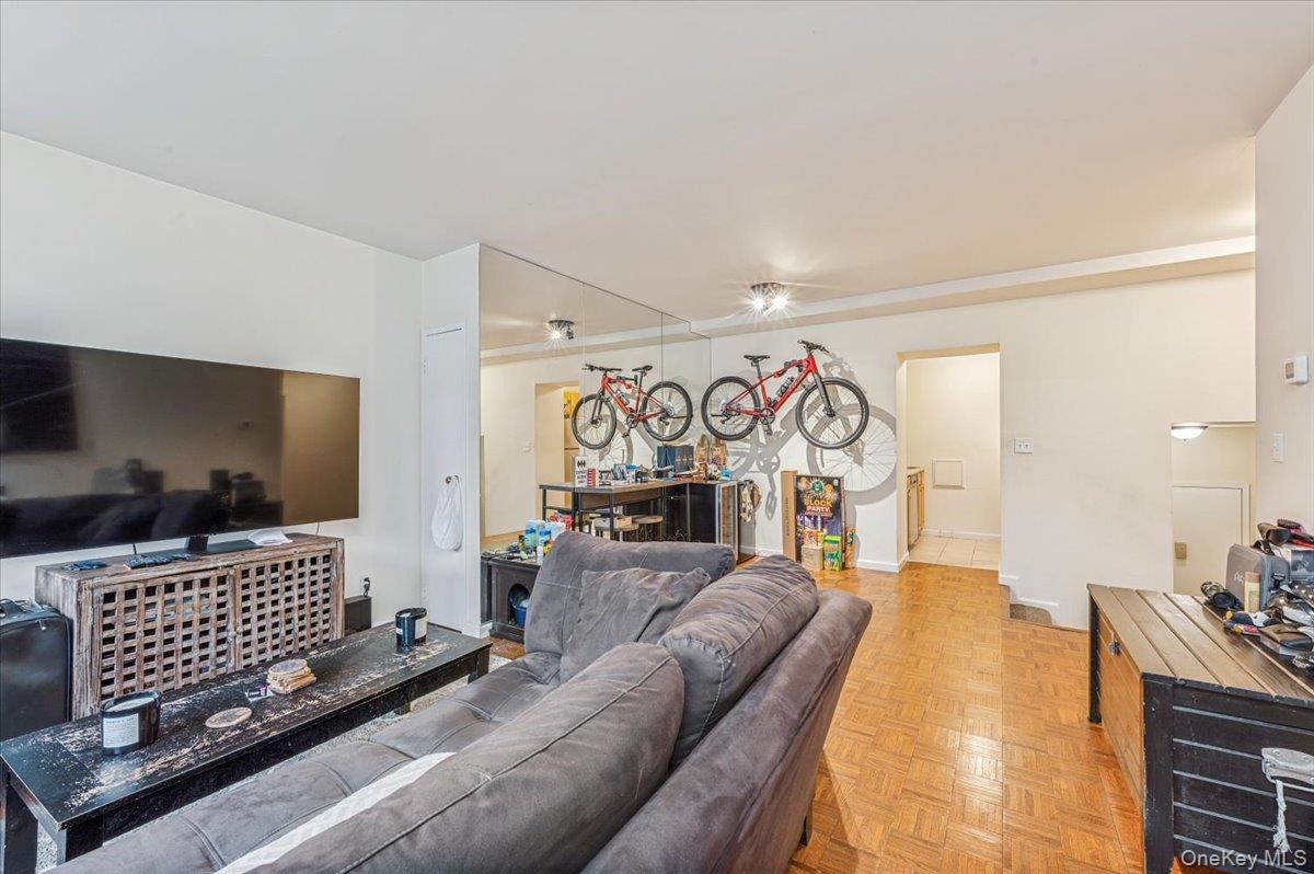 #4 photo, 1250 North Avenue, New Rochelle , NY 10804