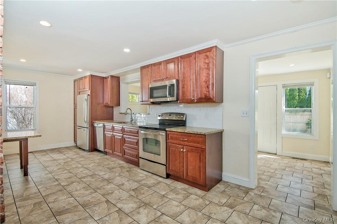 #7 photo, 99 Maple Avenue, Rye , NY 10580