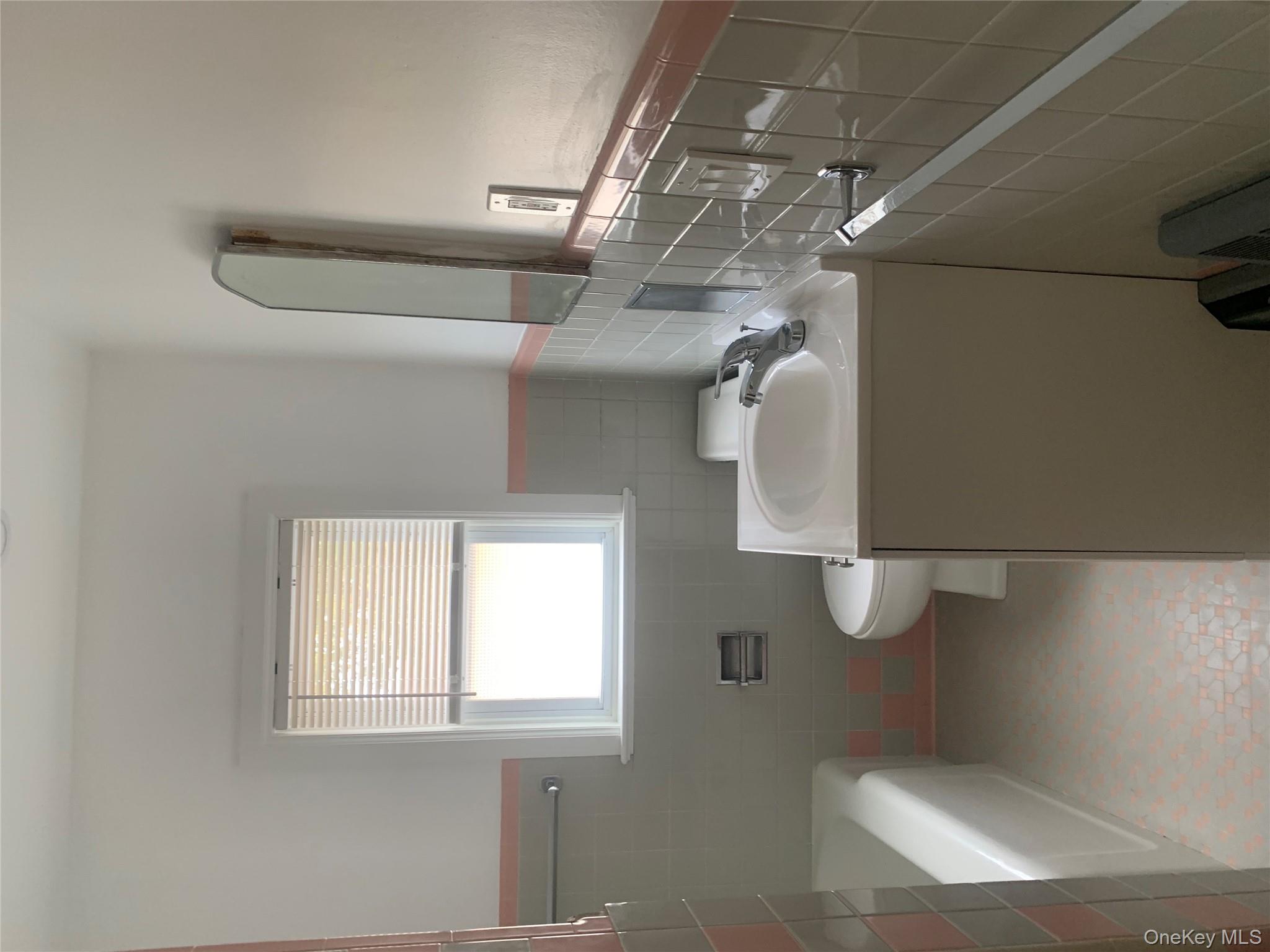 #18 photo, 711 N Division Street, Peekskill , NY 10566