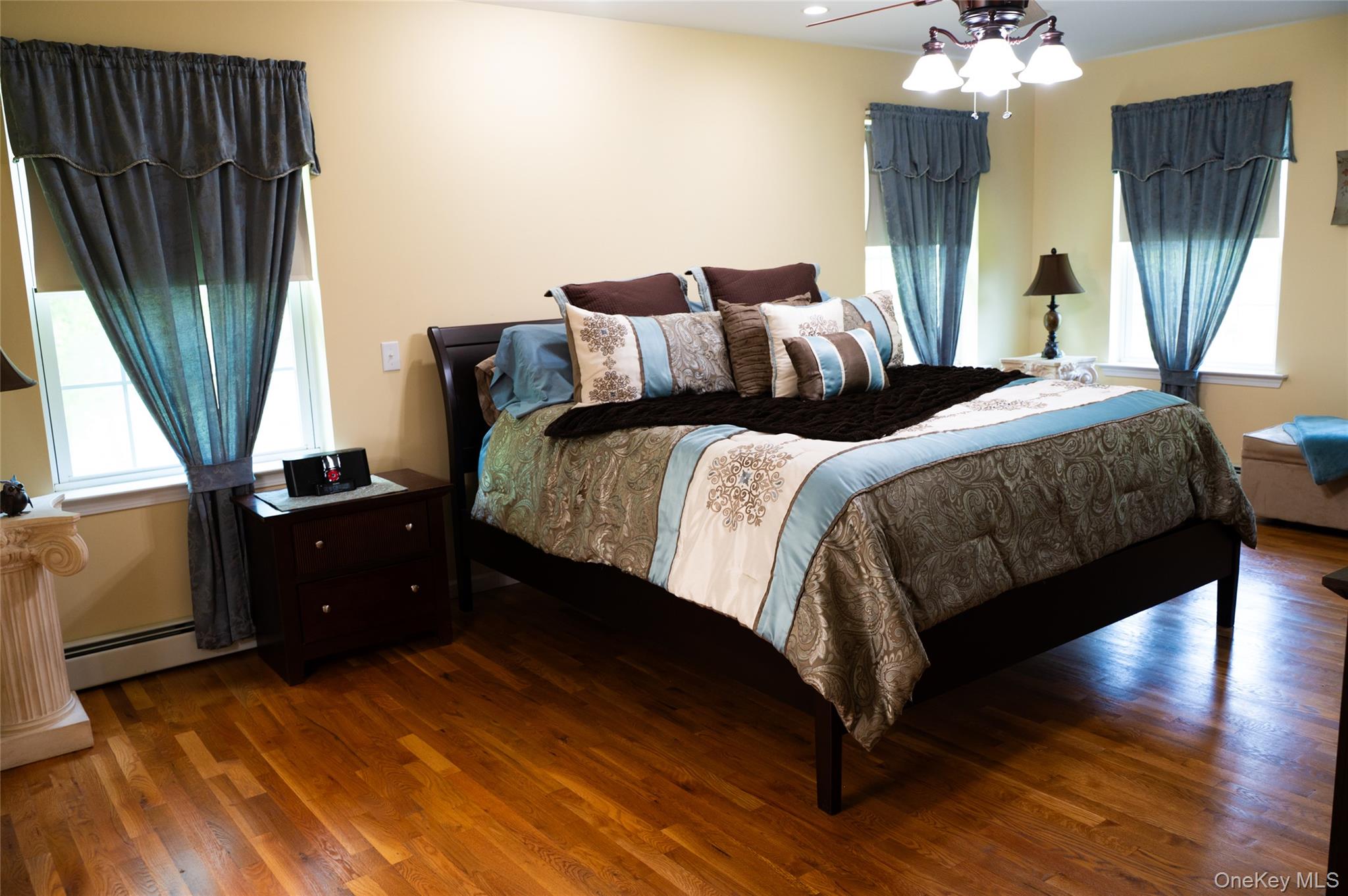 #18 photo, 7 Victorian Court, Milton , NY 12547