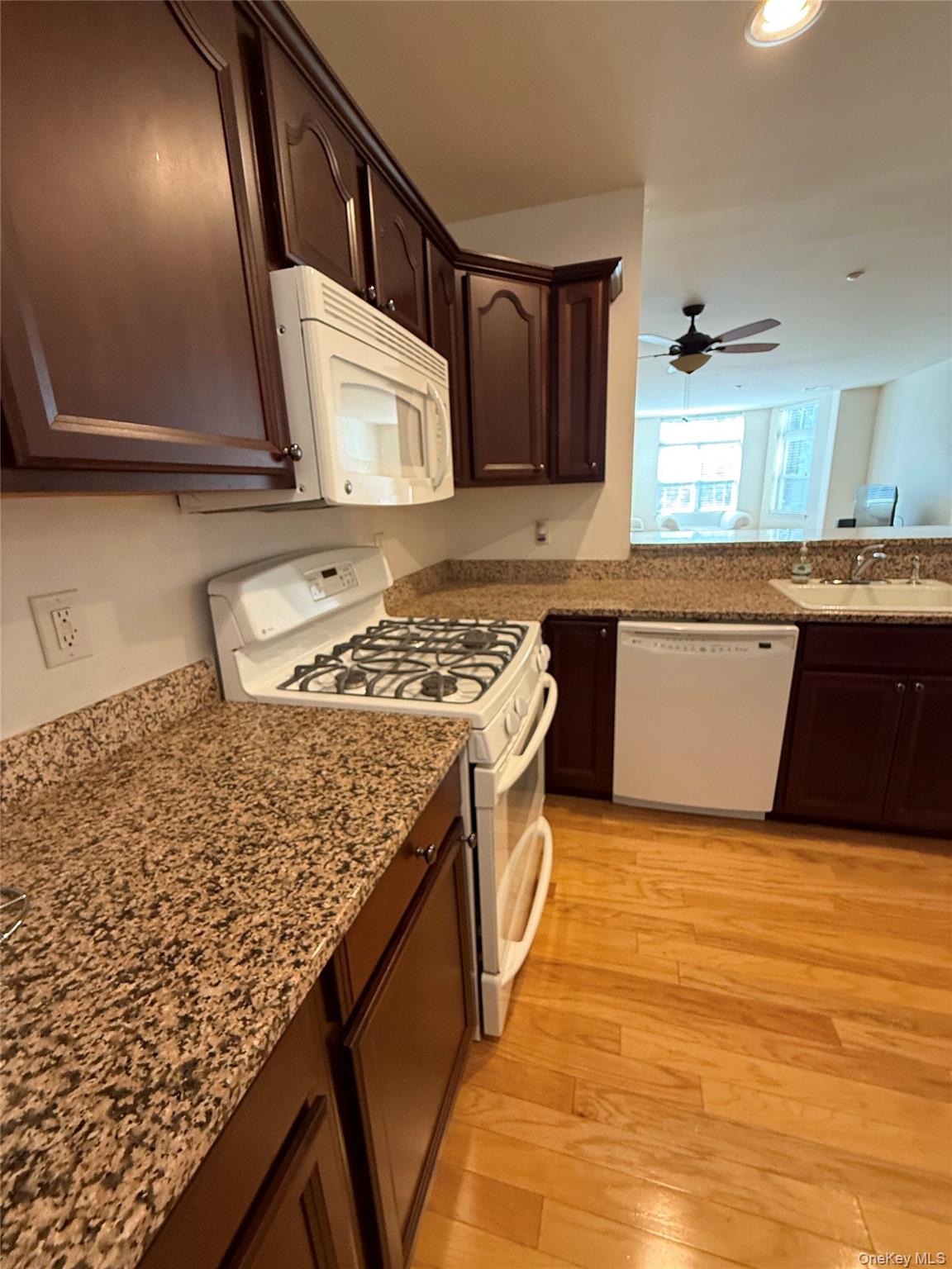 #3 photo, 3203 Leeward Drive, Haverstraw , NY 10927